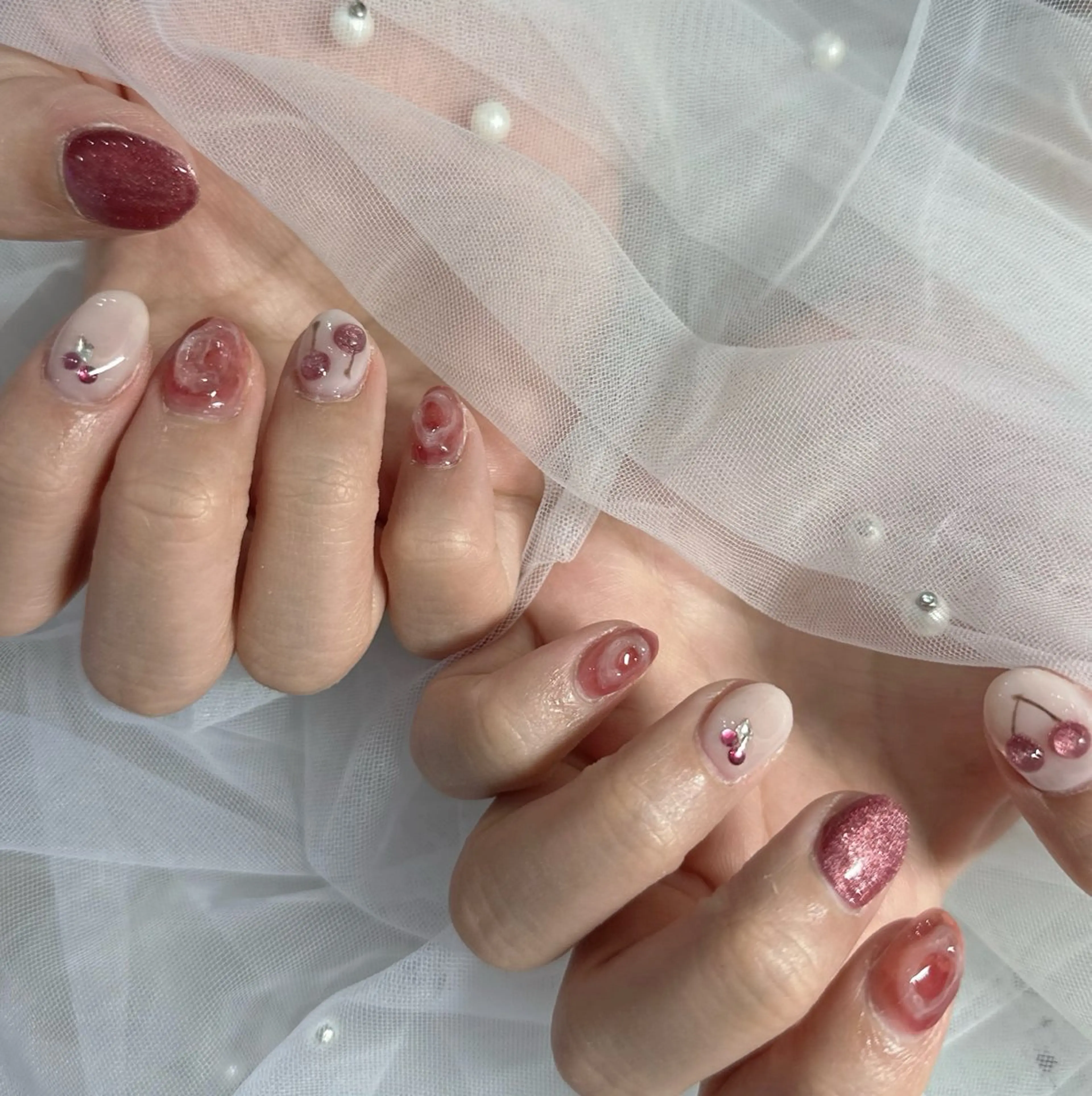 ネイル ハンドネイル フットネイル LAVISH nanamiのネイルデザイン