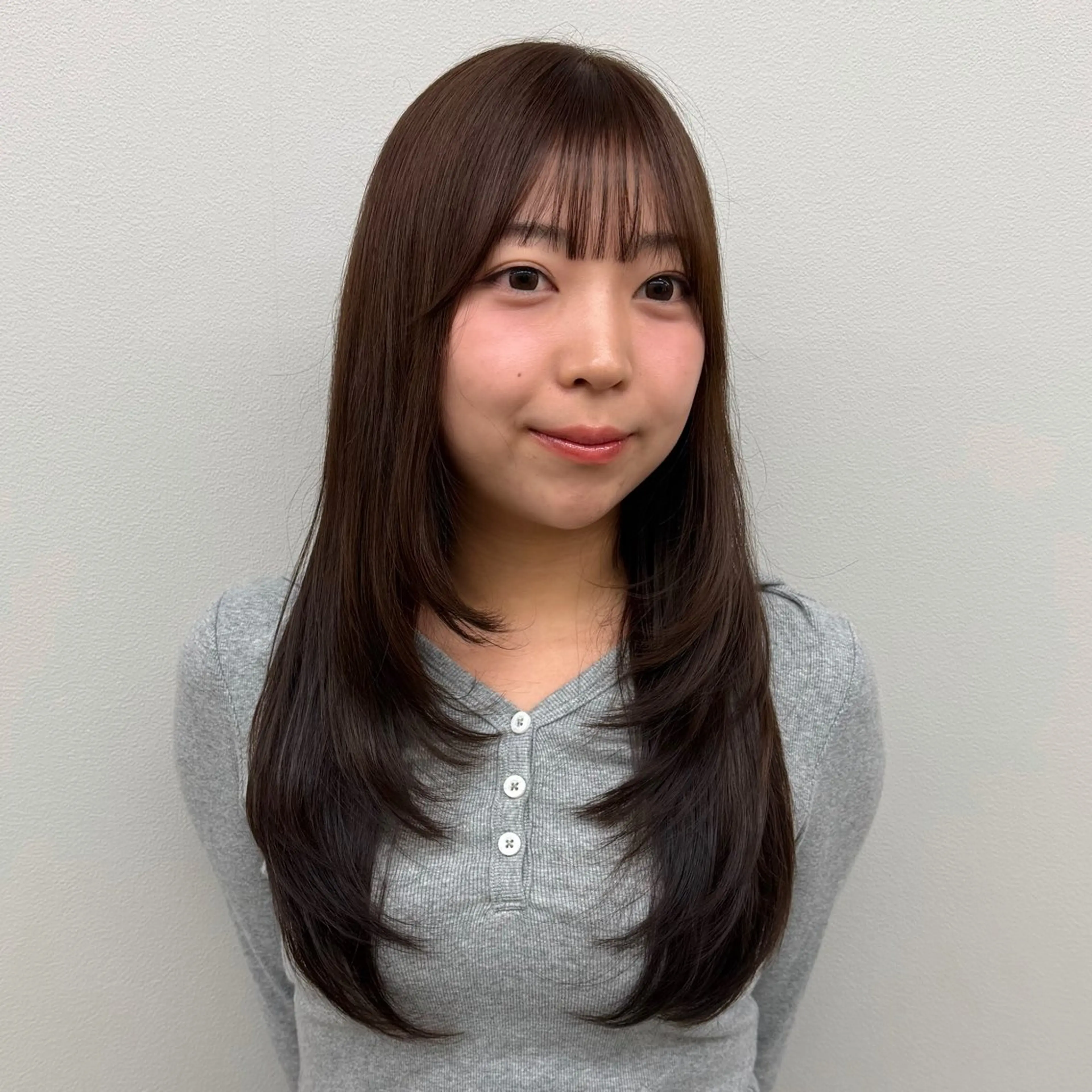 セミロング カット レイヤー／ボブ KAHOのヘアスタイル