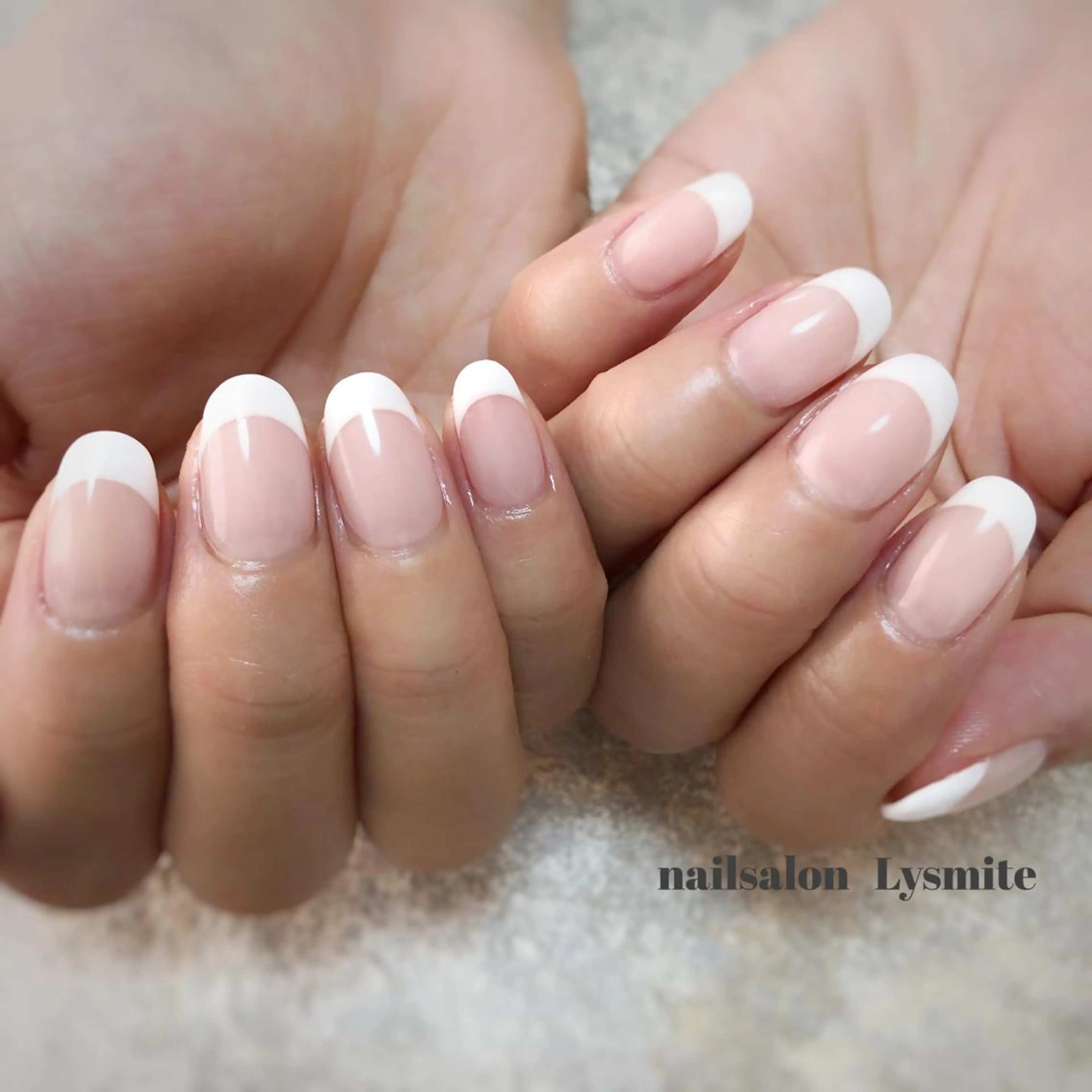 ネイル フレンチネイル シンプルネイル ハンドネイル 岩本 美香のネイルデザイン