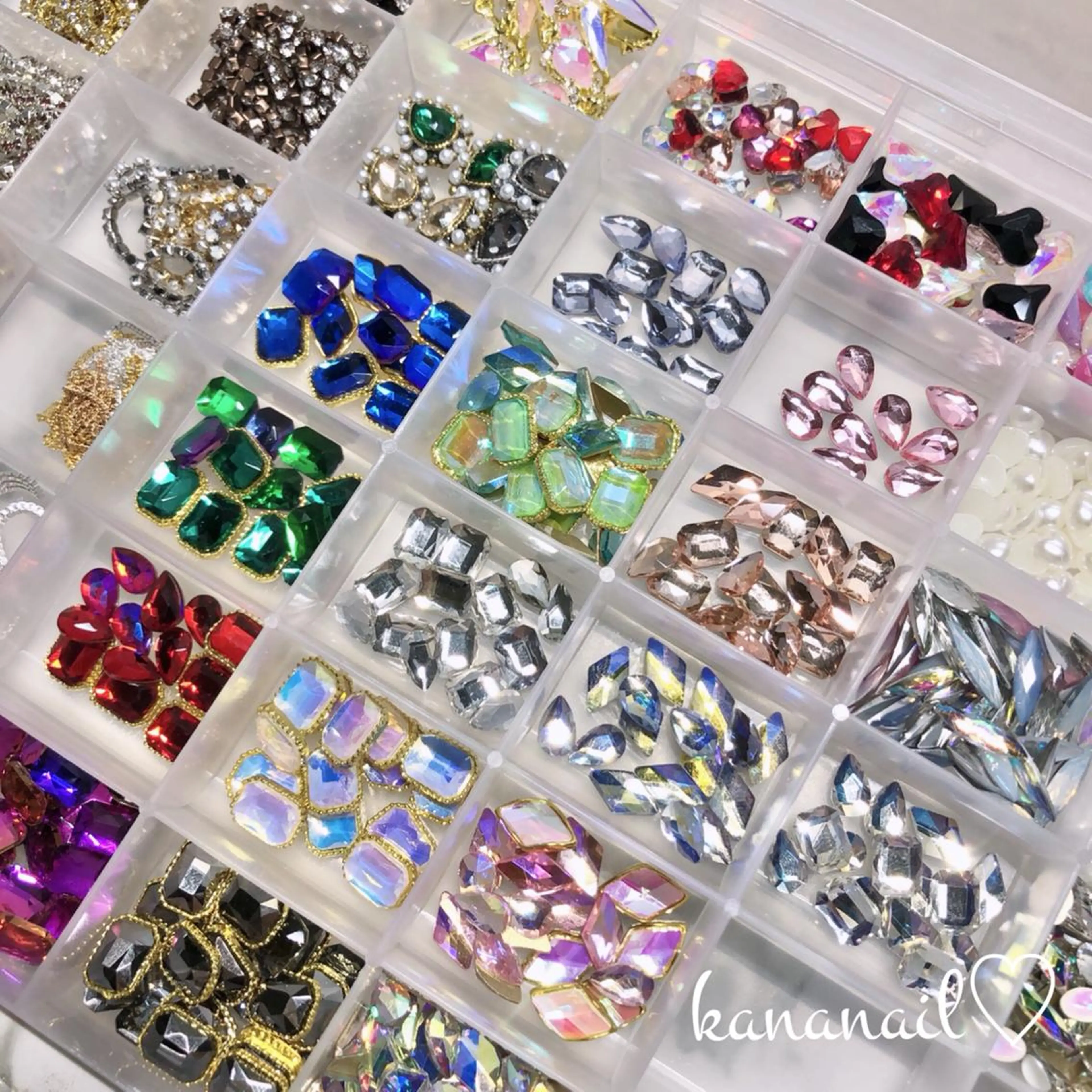 ネイル キラキラネイル kananail ♡のネイルデザイン