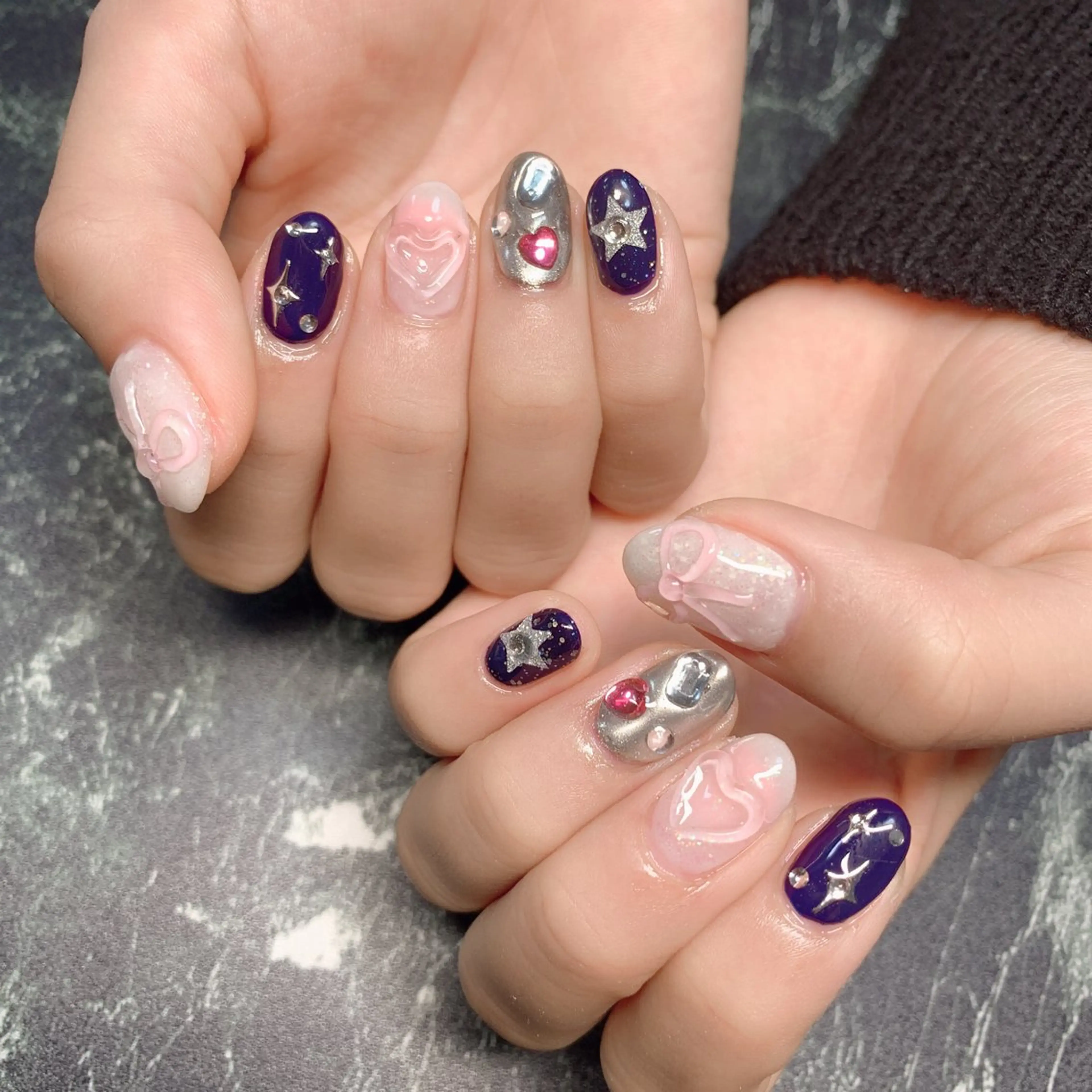 ネイル 💅ネイルハウス🏡 🎀TOMO🎀のネイルデザイン