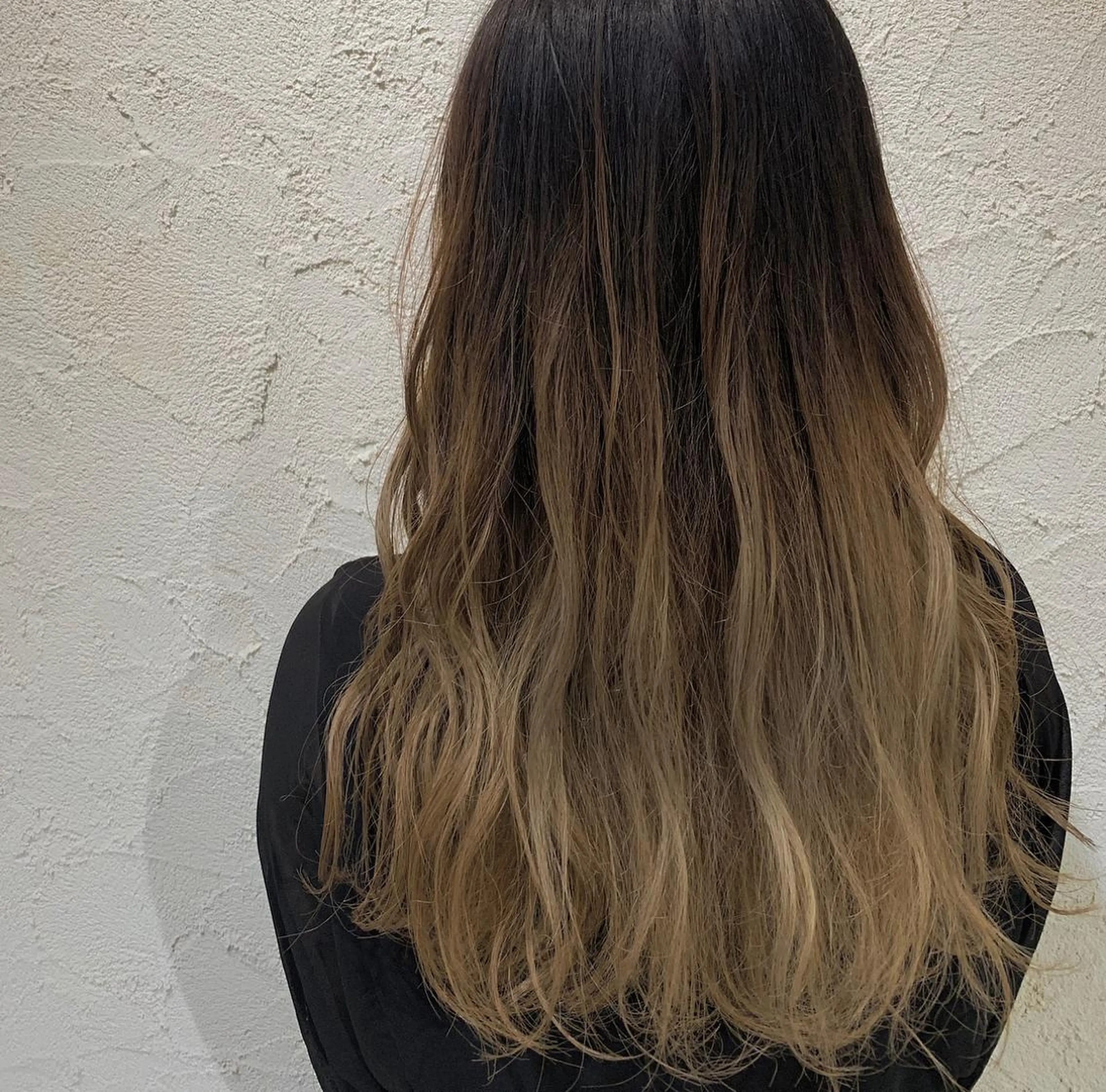 セミロング カラー ブリーチ 髪質改善色素改善特化 keiのヘアスタイル