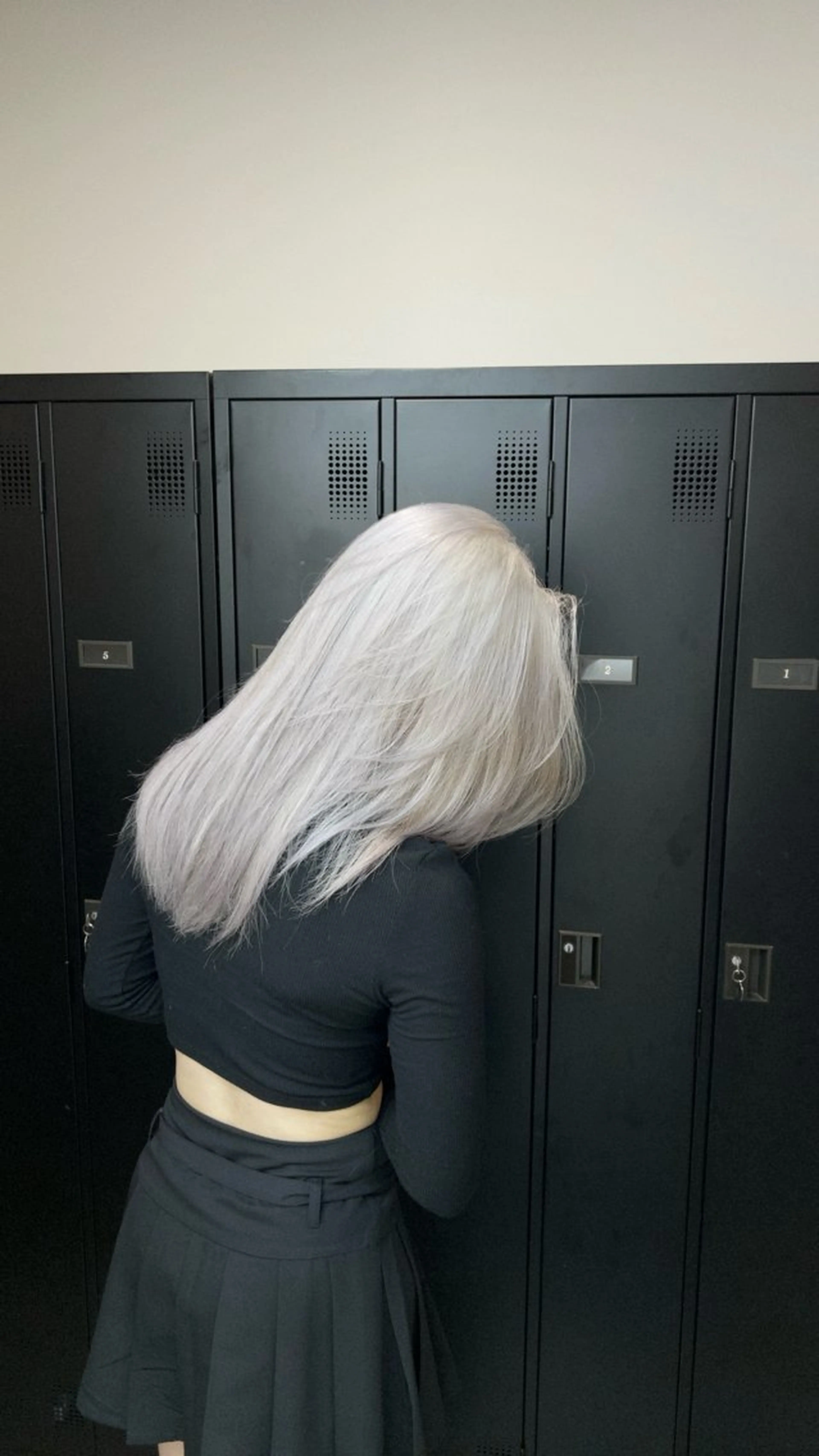 セミロング カット ヘアカラー 🥀高評価多数/三澤 歩夢のヘアスタイル