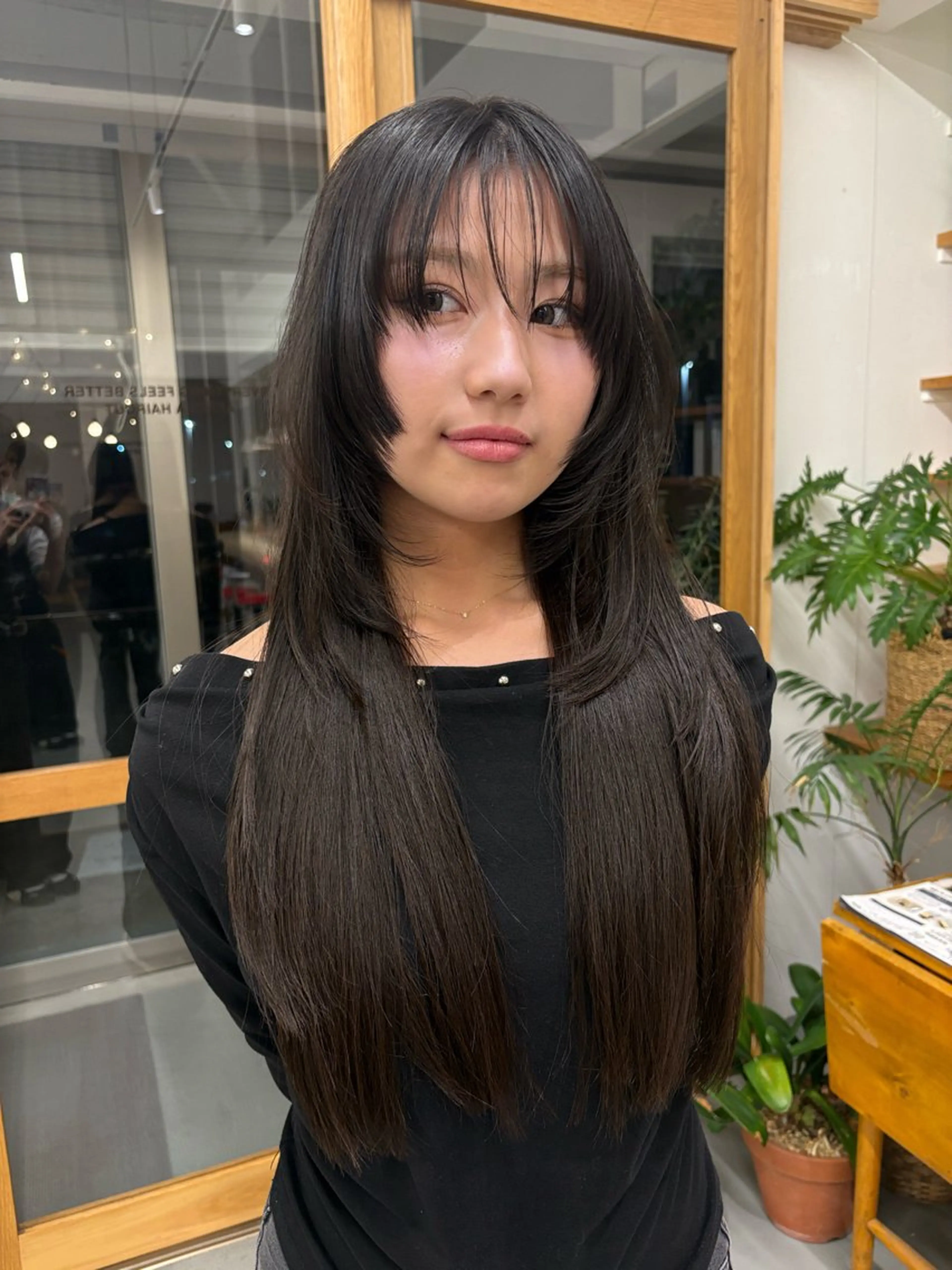 ロング レイヤーカット 【HI / YA】 ｓｕｚｕのヘアスタイル