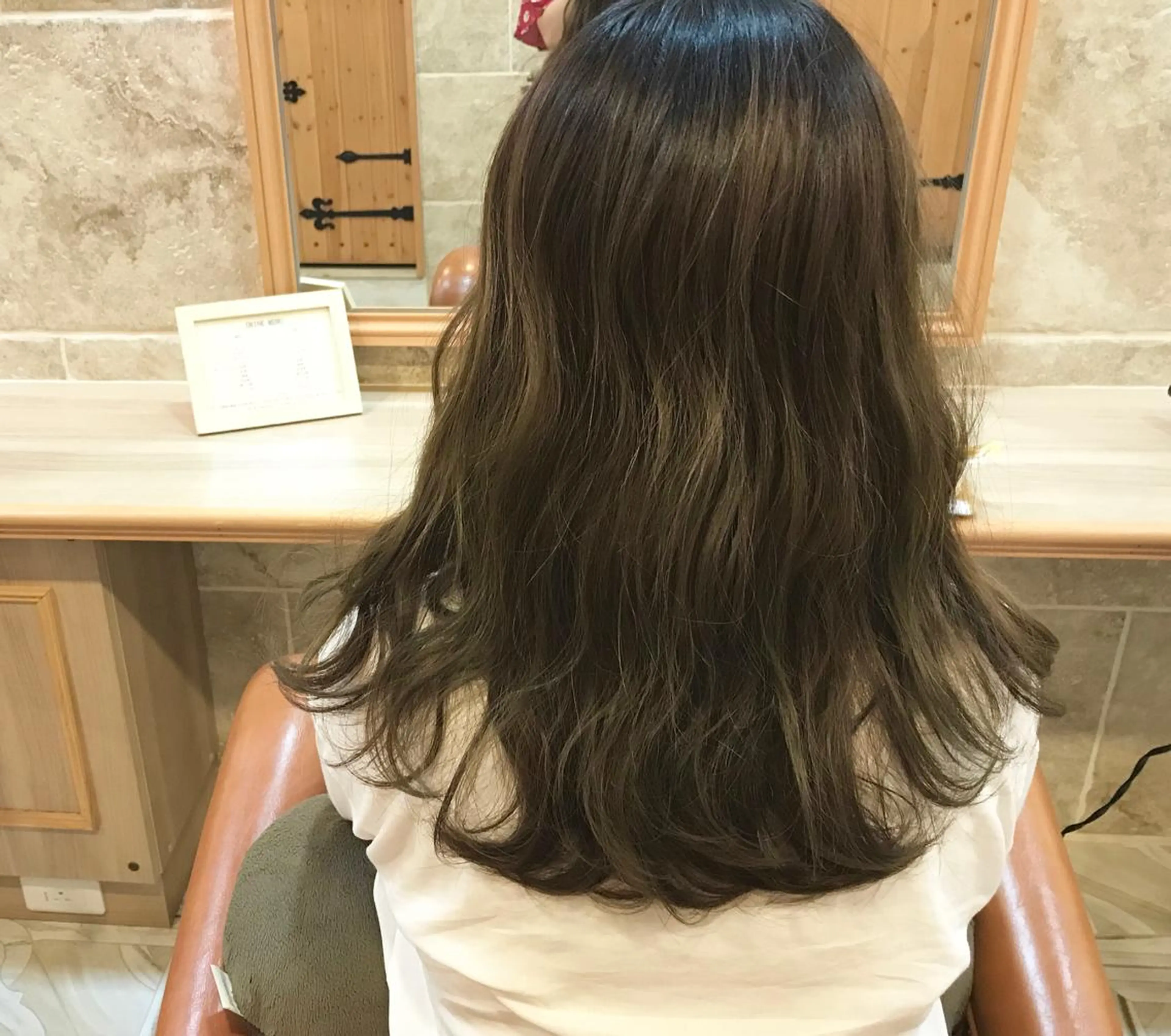 セミロング カラー ブラウンカラー マットブラウン 《Zina札幌大通》 Hinano🐻のヘアスタイル