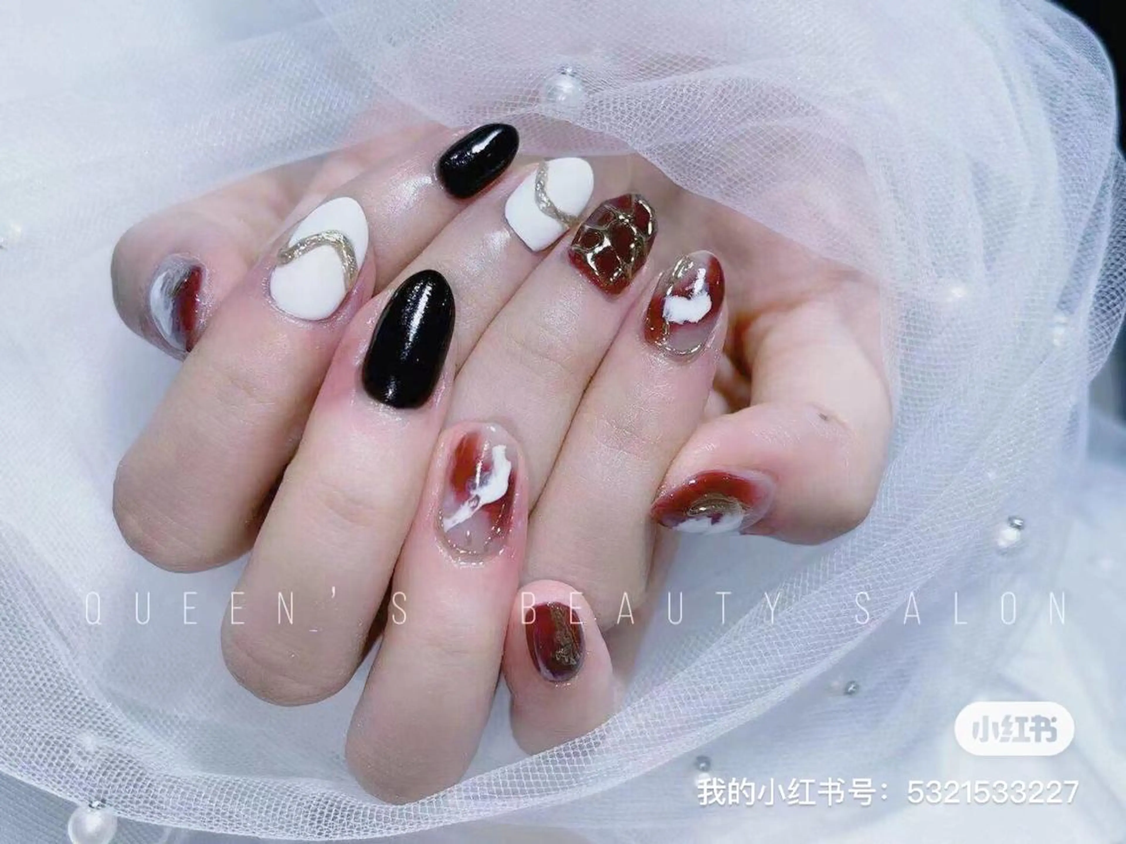 ネイル ハンドネイル Queens マオのネイルデザイン