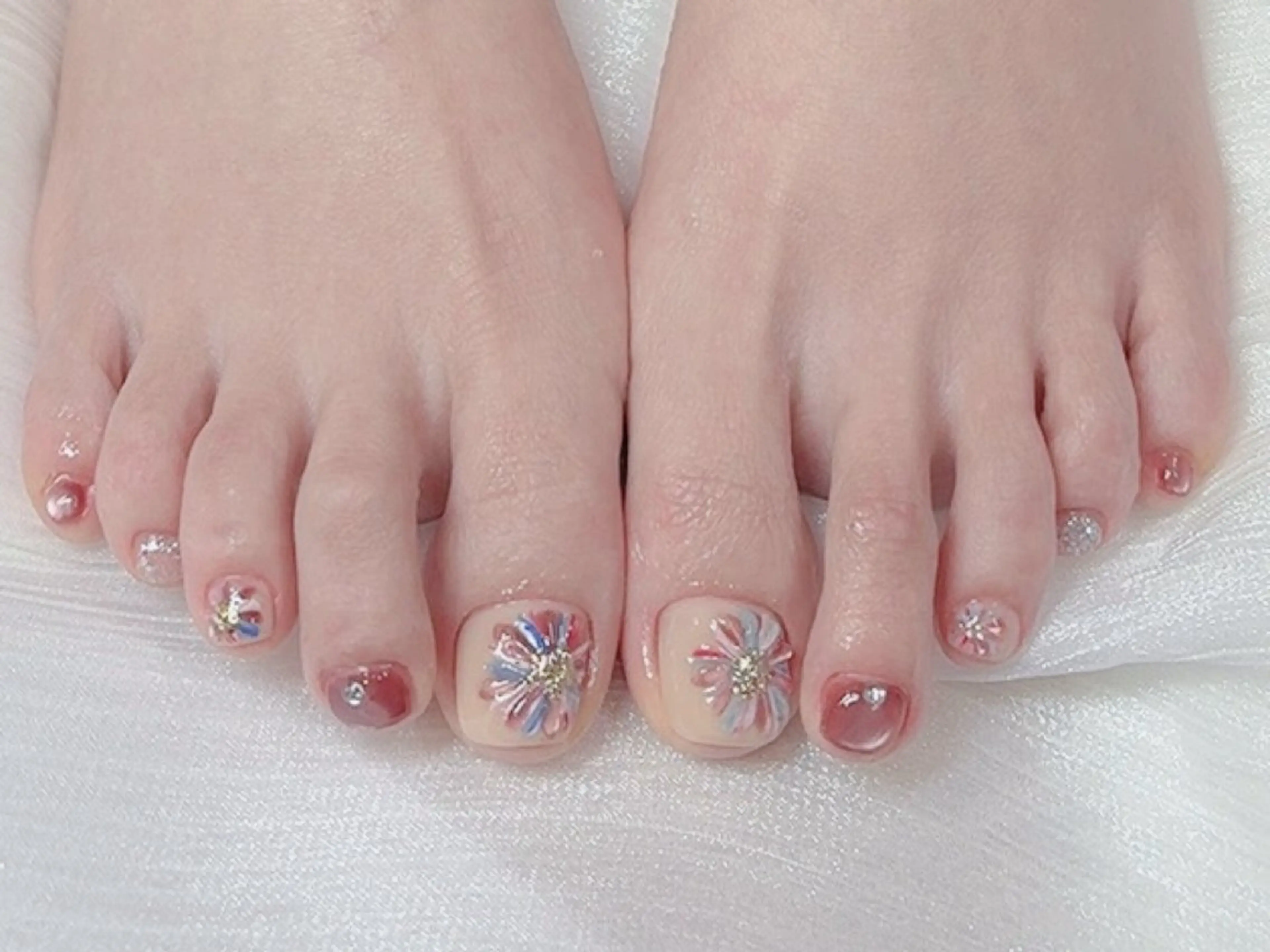 ネイル フットネイル LingK/nail 高士 翔子のネイルデザイン