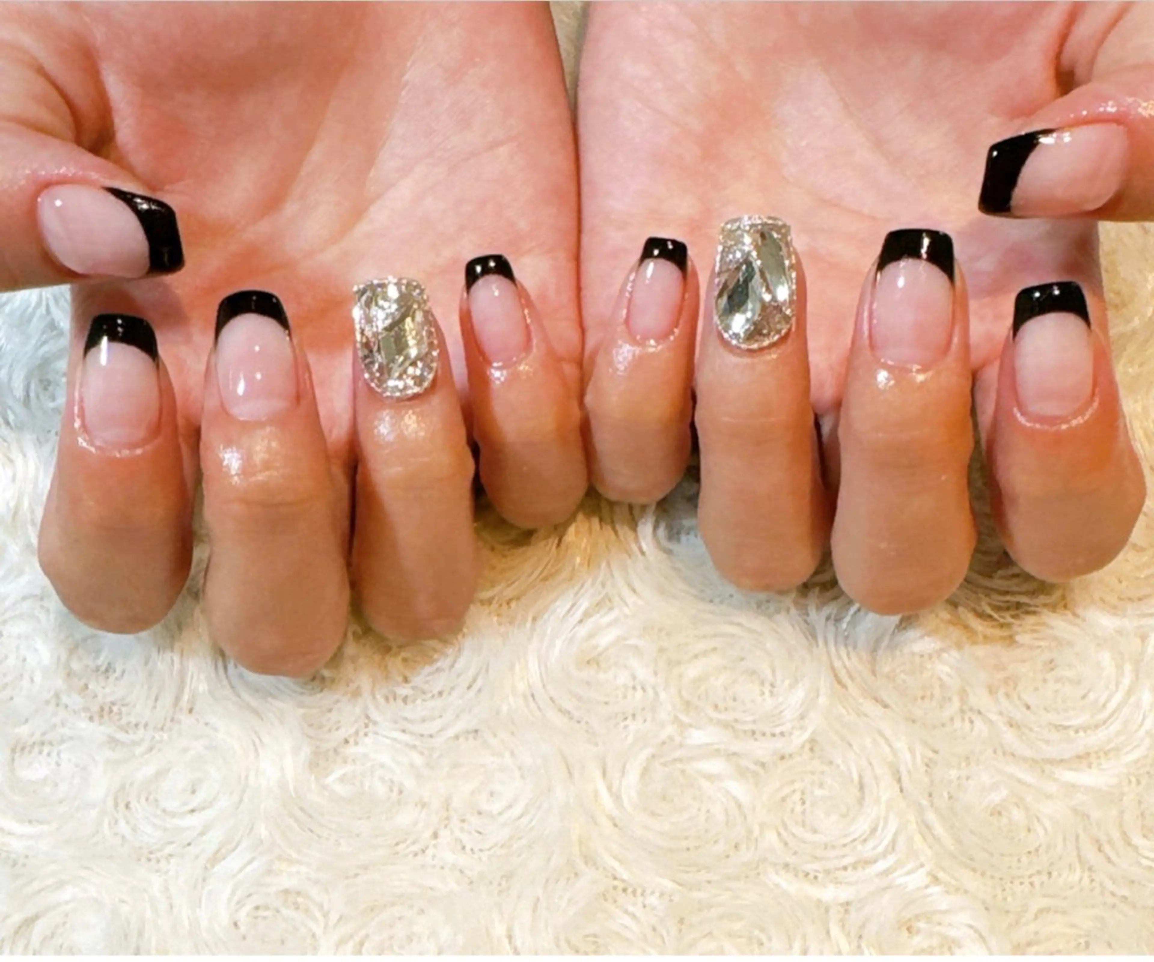 ネイル HIN NAILのネイルデザイン