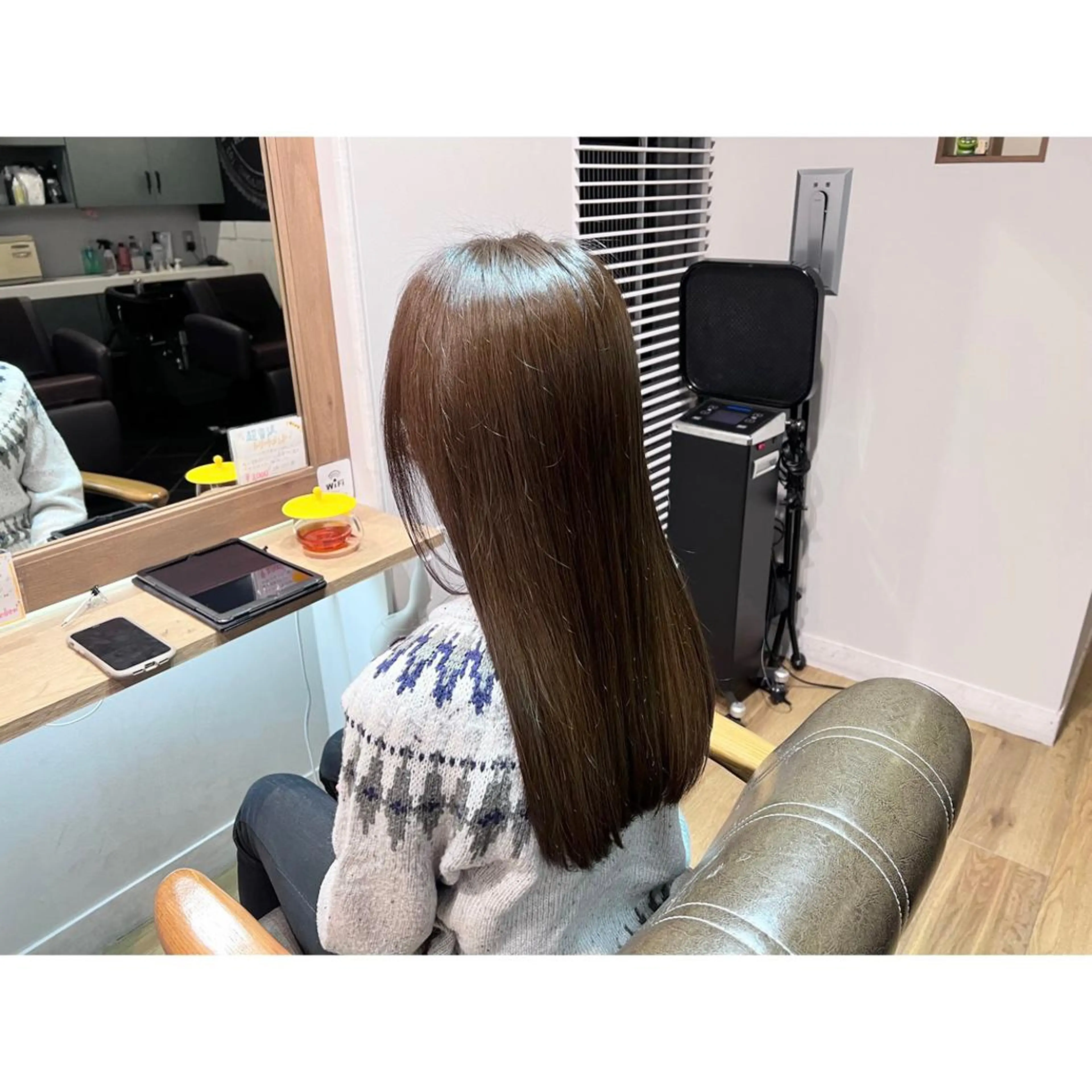 ロング カラー グレージュ ヘアカラー トリートメント ツキダテ ユイのヘアスタイル