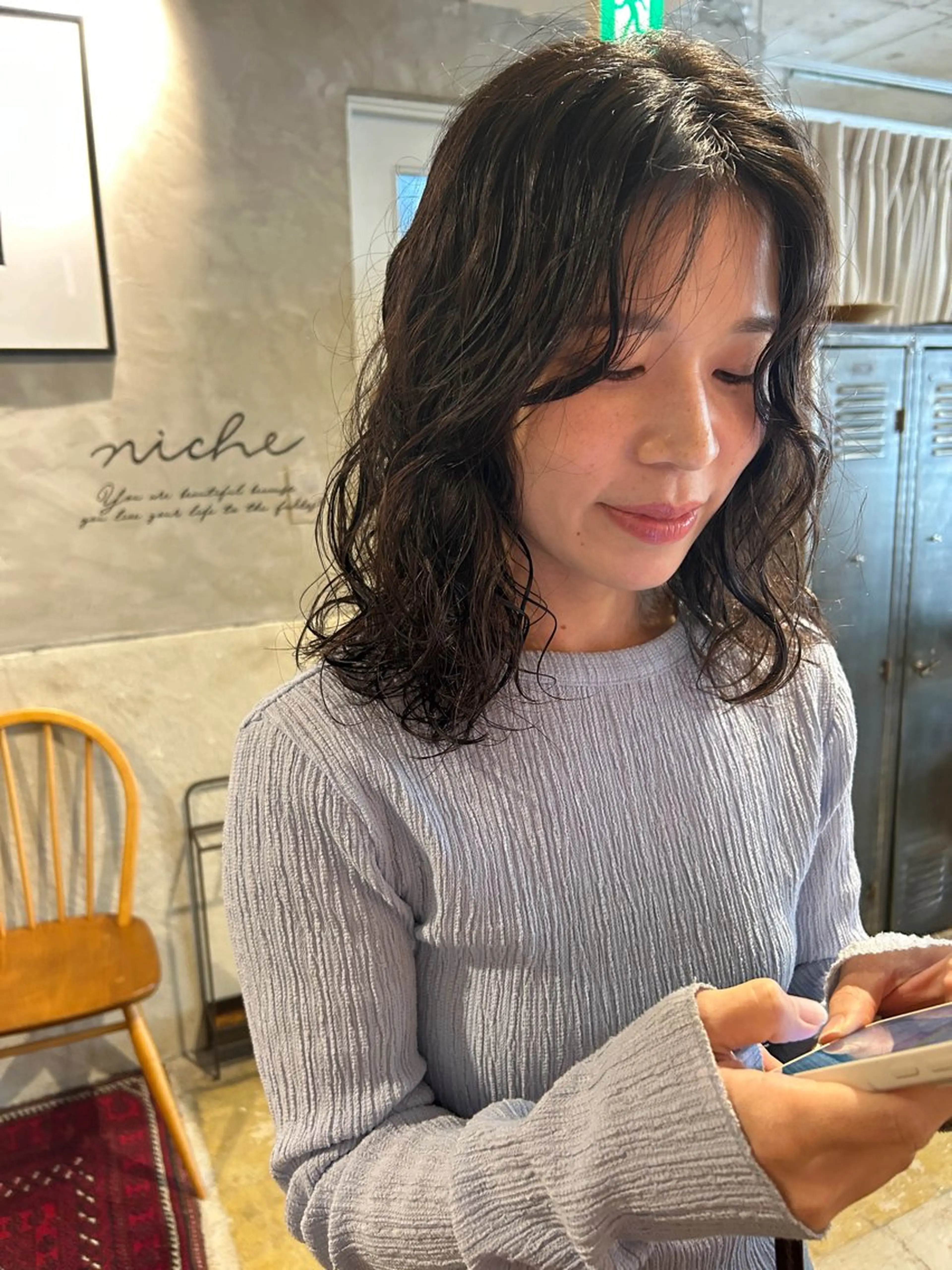 セミロング パーマ カット パーマ さの あやねのヘアスタイル