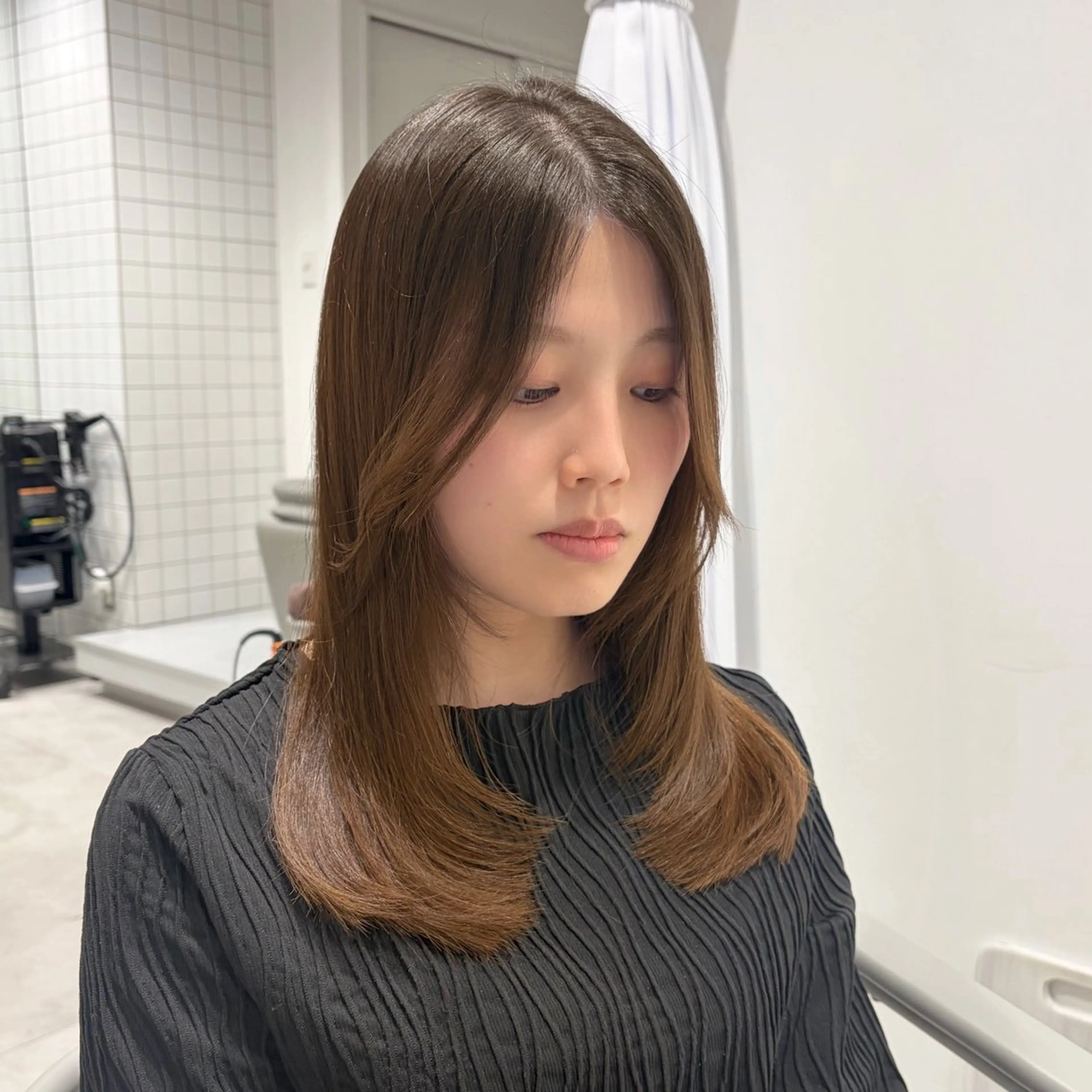 ミディアム ミディアムレイヤー レイヤーカット レイヤー♡ 石川優奈のヘアスタイル