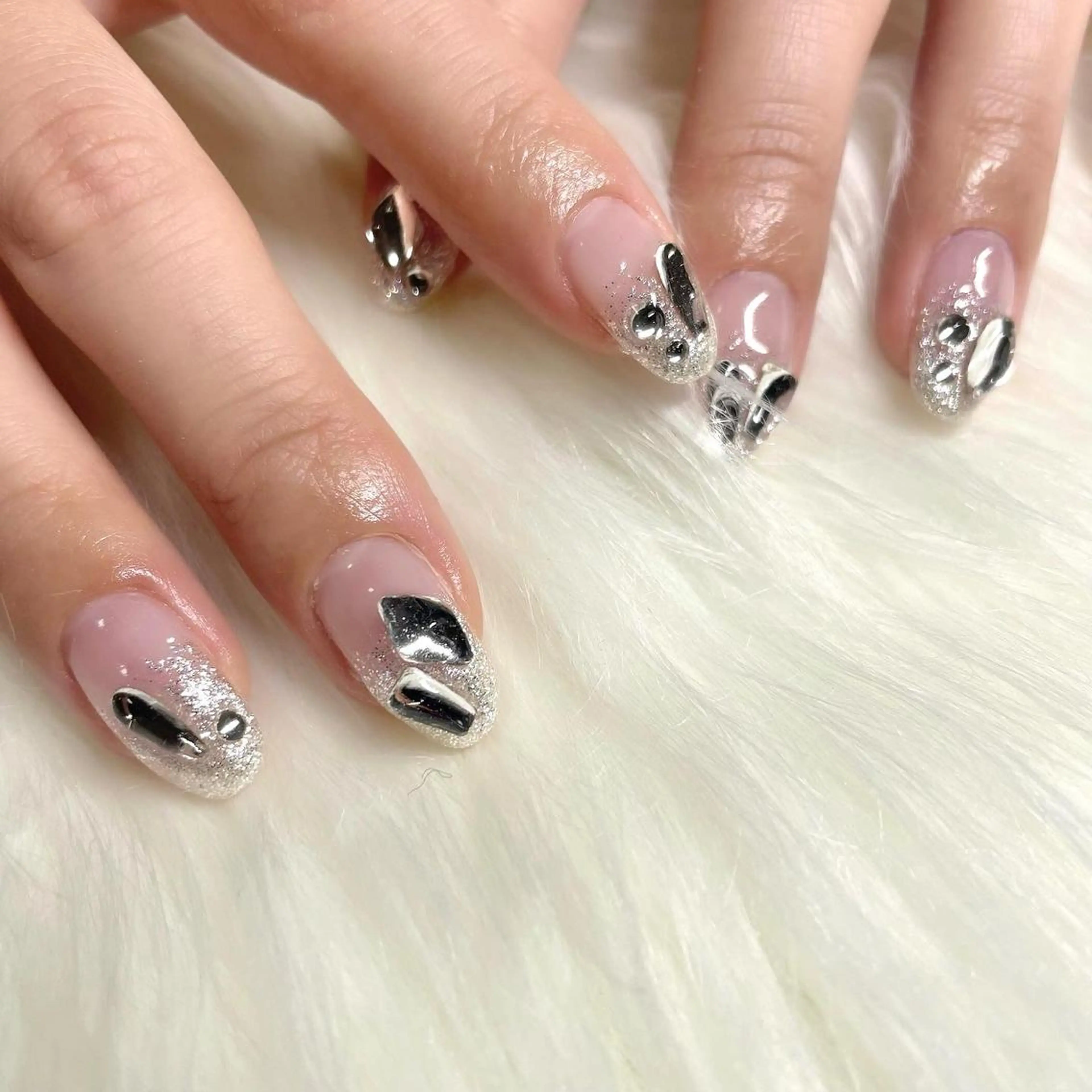 ネイル Sii nail 🤍SAKIのネイルデザイン