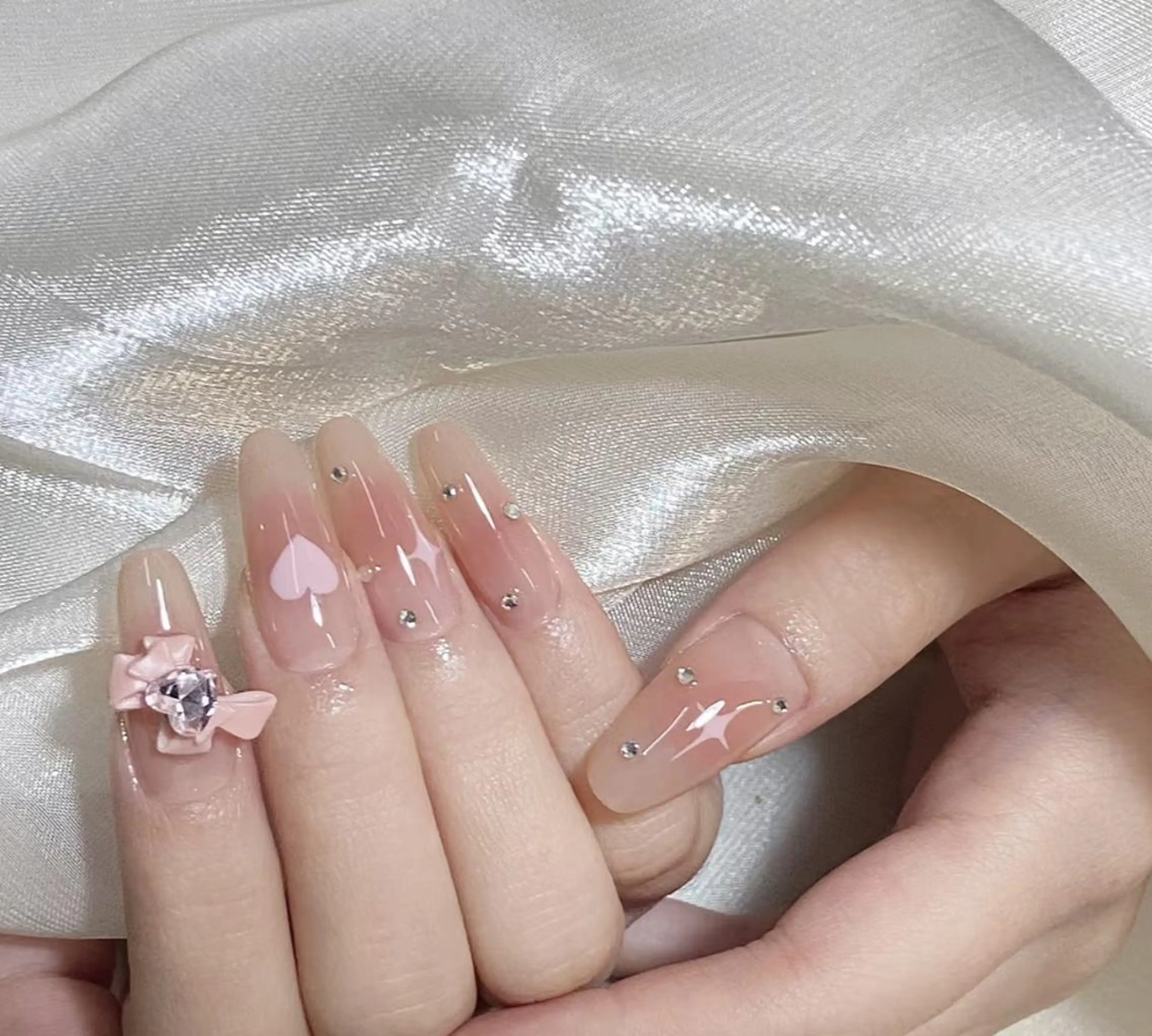 ネイル エリ🫧 nail池袋東口のネイルデザイン