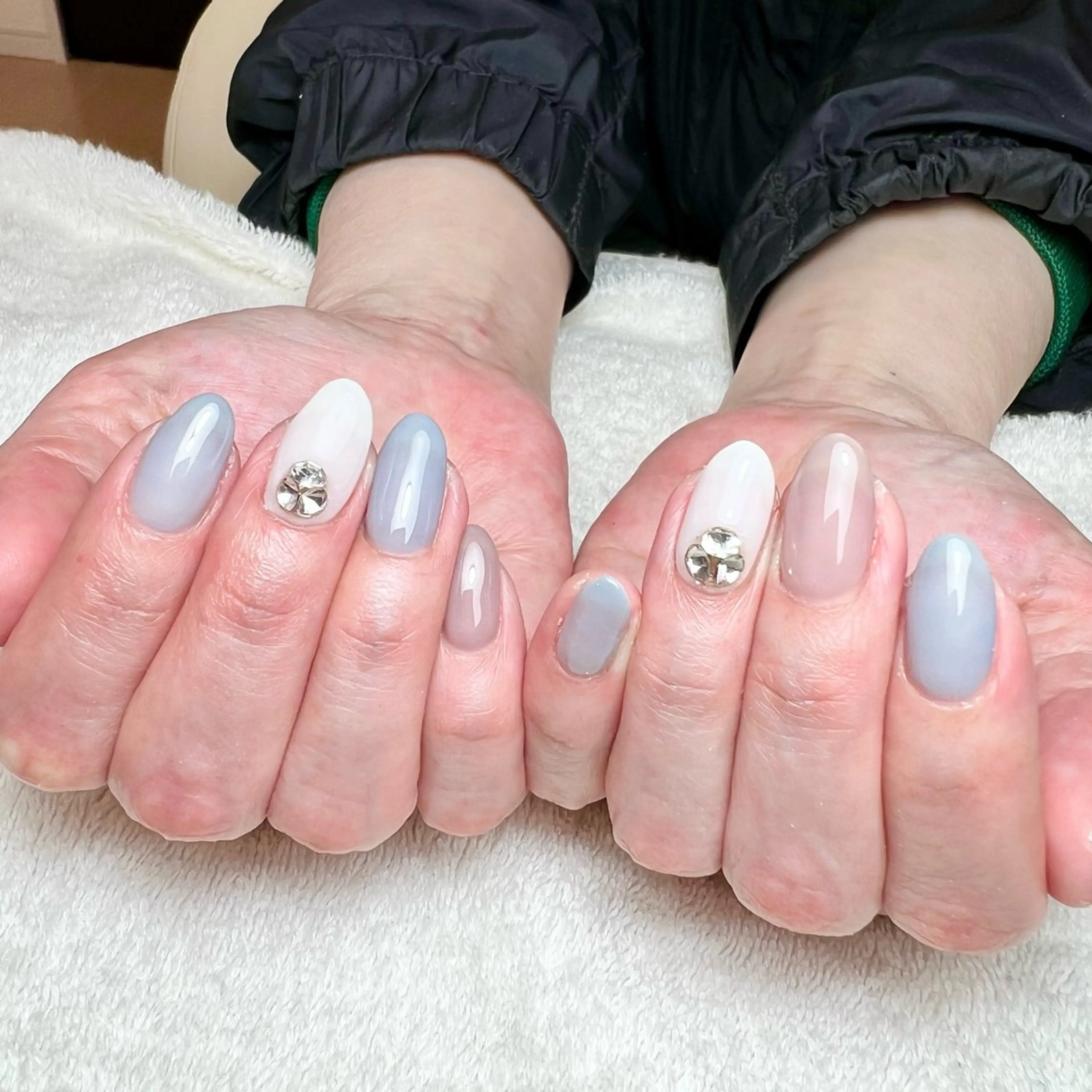 ネイル シンプルネイル ハンドネイル COCO +のエステ・リラクイメージ