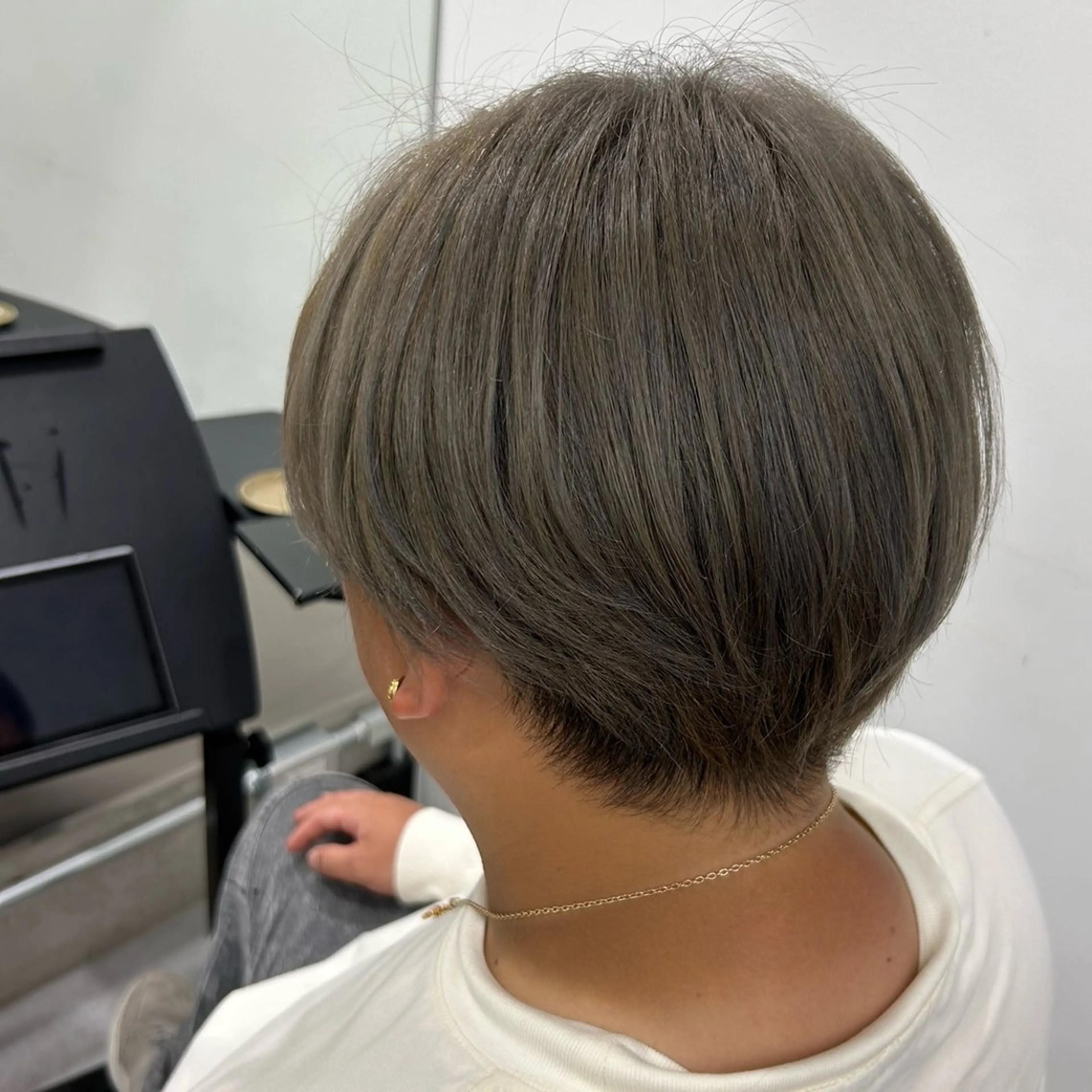 ショート カラー メンズ メンズブリーチ メンズハイトーン ブリーチ ケアブリーチ ダブルカラー Aoba 🫧艶ハイトーン🫧のヘアスタイル