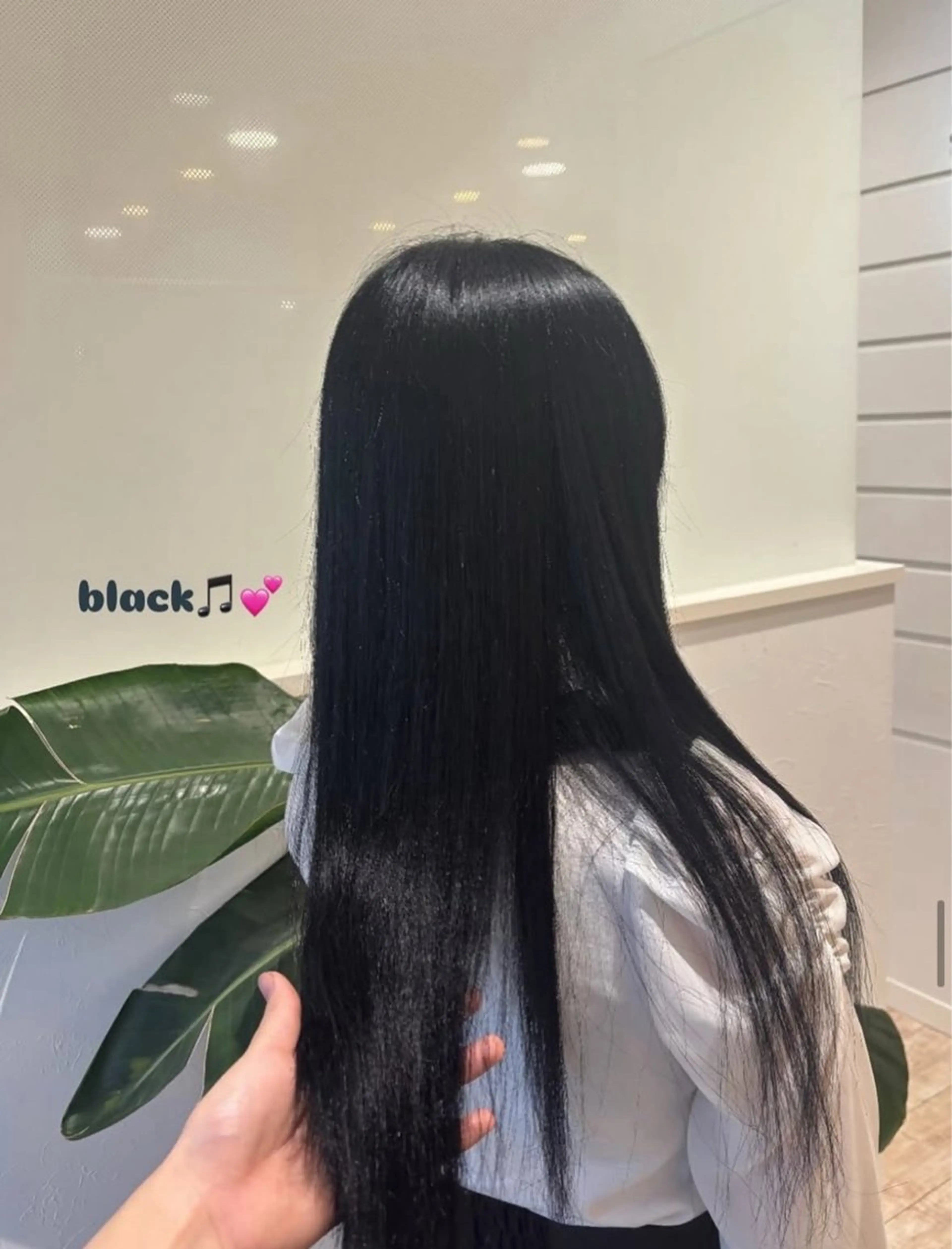 カラー ヘアカラー 島崎 夏希のヘアスタイル