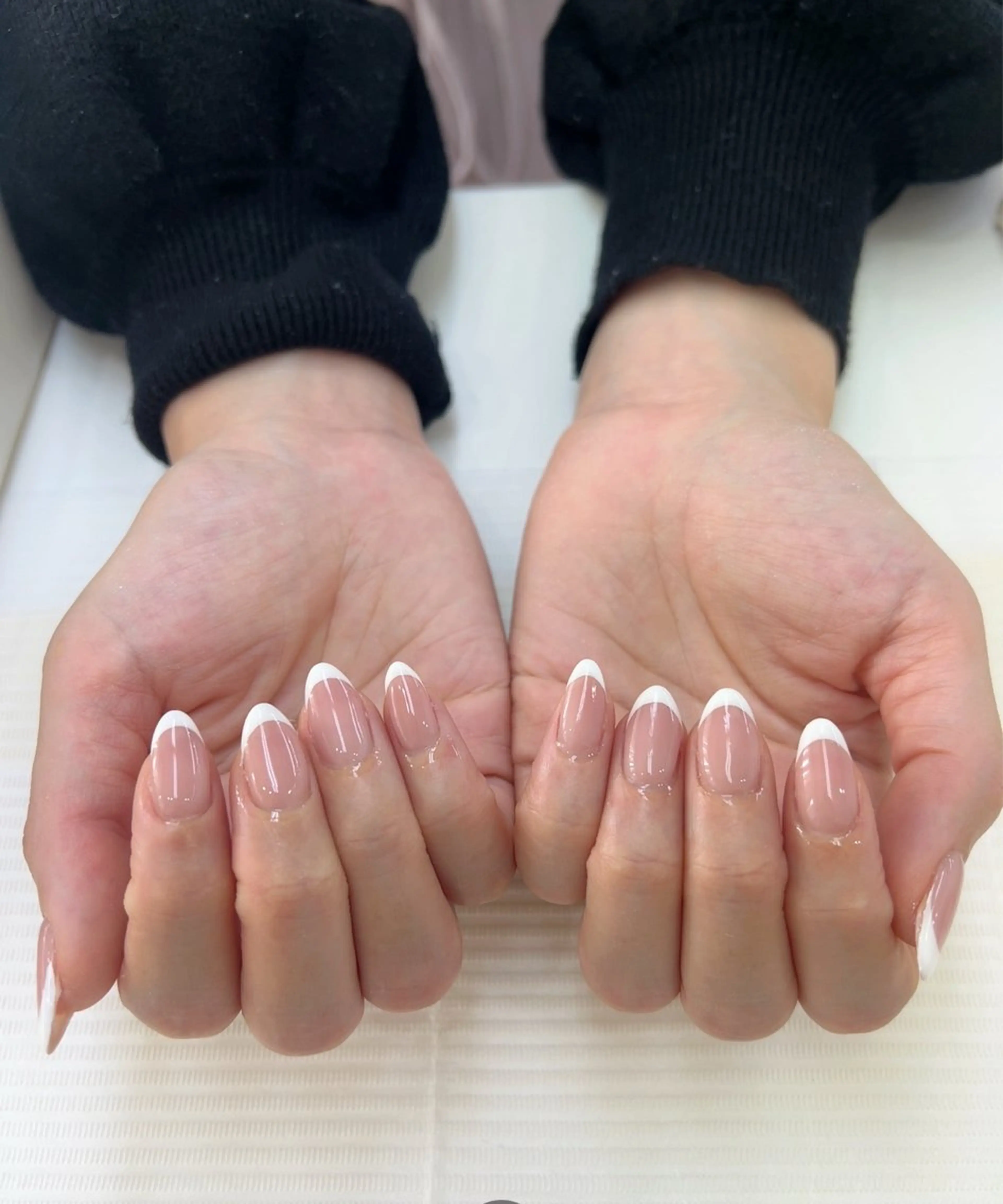 ネイル フレンチネイル esnail mokaのネイルデザイン