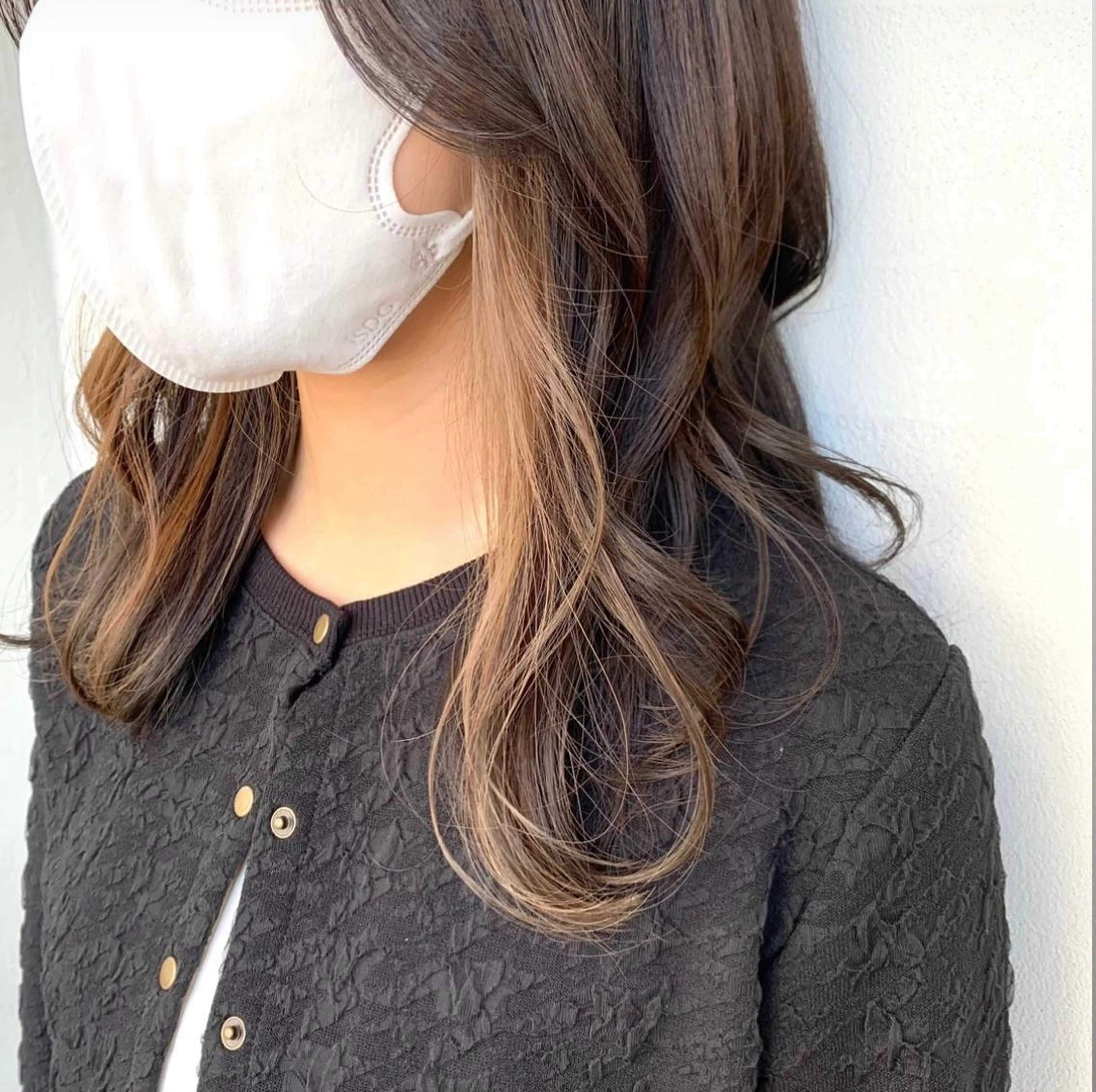 カラー kuschel アリイのヘアスタイル