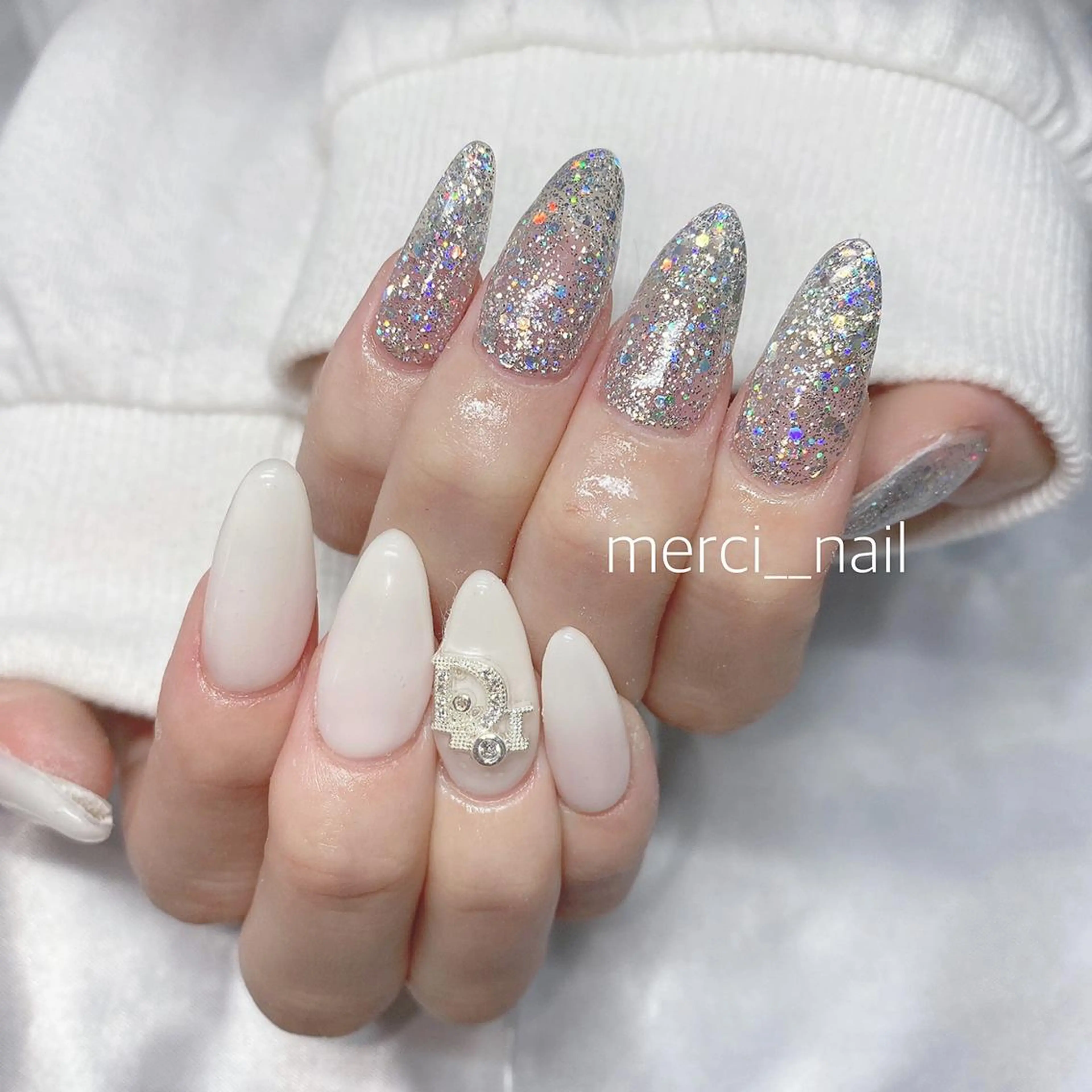 ネイル クリアネイル フラッシュネイル フレンチネイル 韓国ネイル マグネットネイル merci nailのネイルデザイン