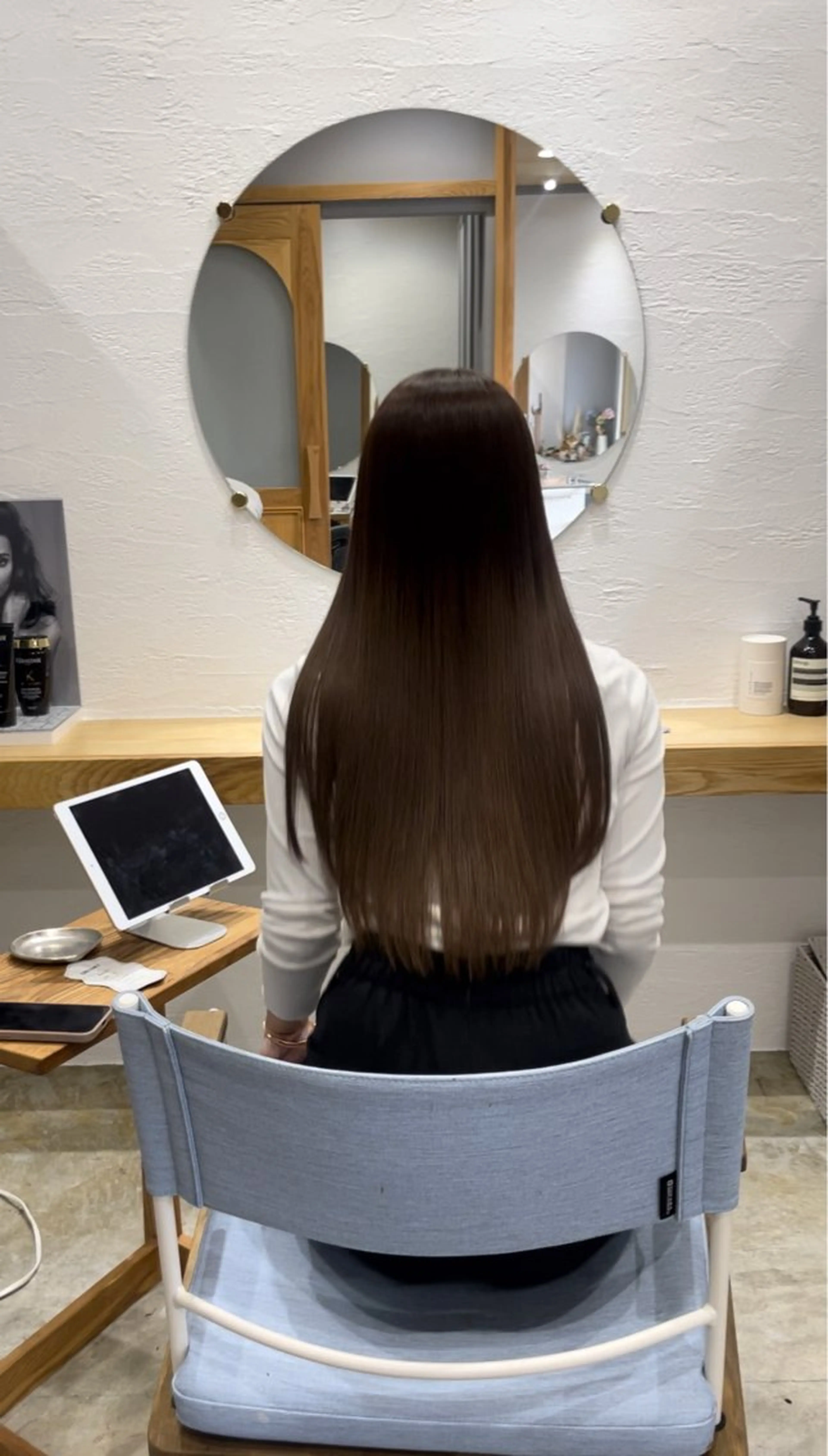 ロング miloc himekaのヘアスタイル