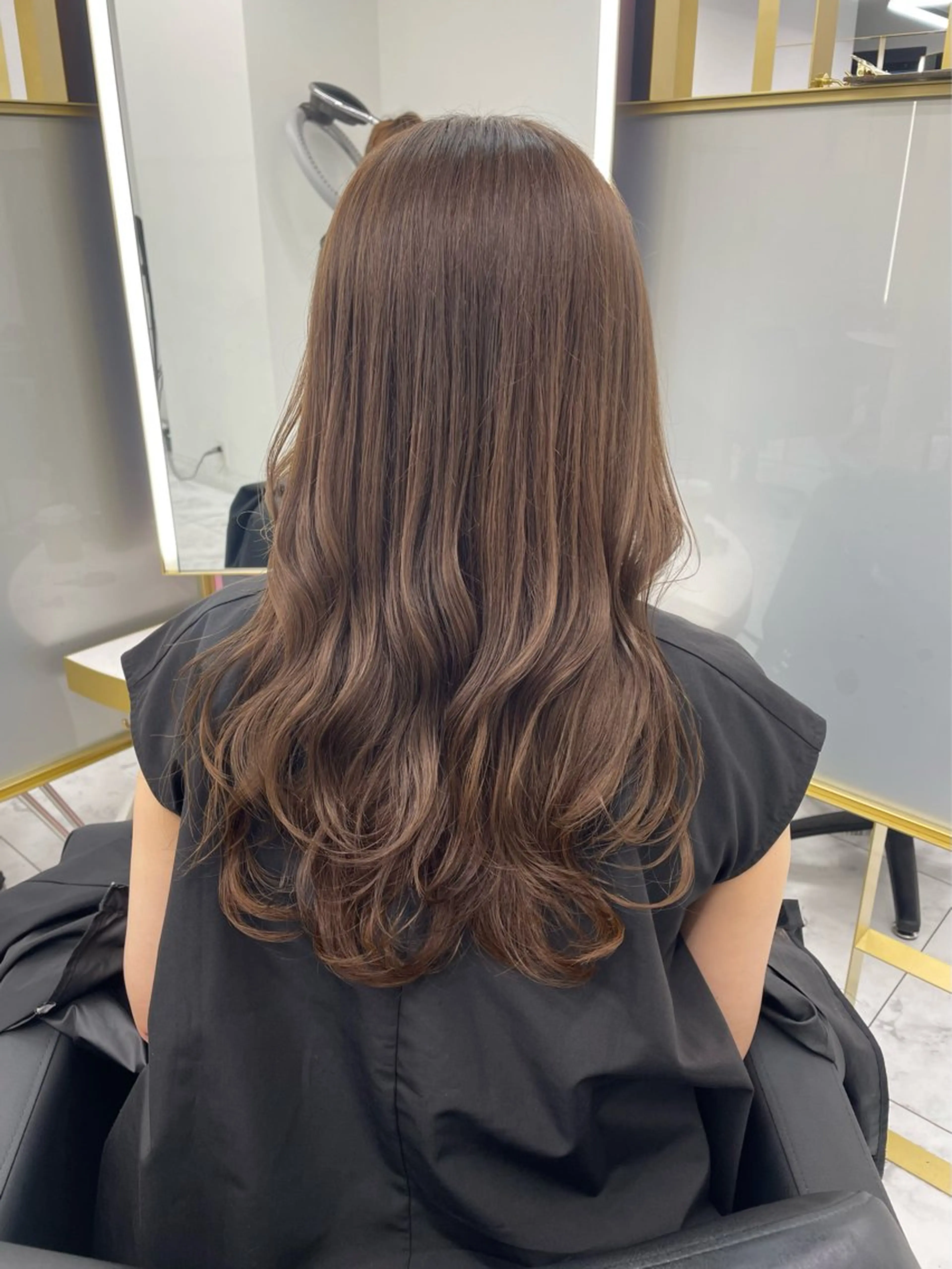 ミディアム カラー パーマ ミディアムパーマ イルミナカラー レイヤーカット 似合わせカット デジタルパーマ カット ヘアカラー パーマ 左藤健人 デジタルパーマ/縮毛のヘアスタイル