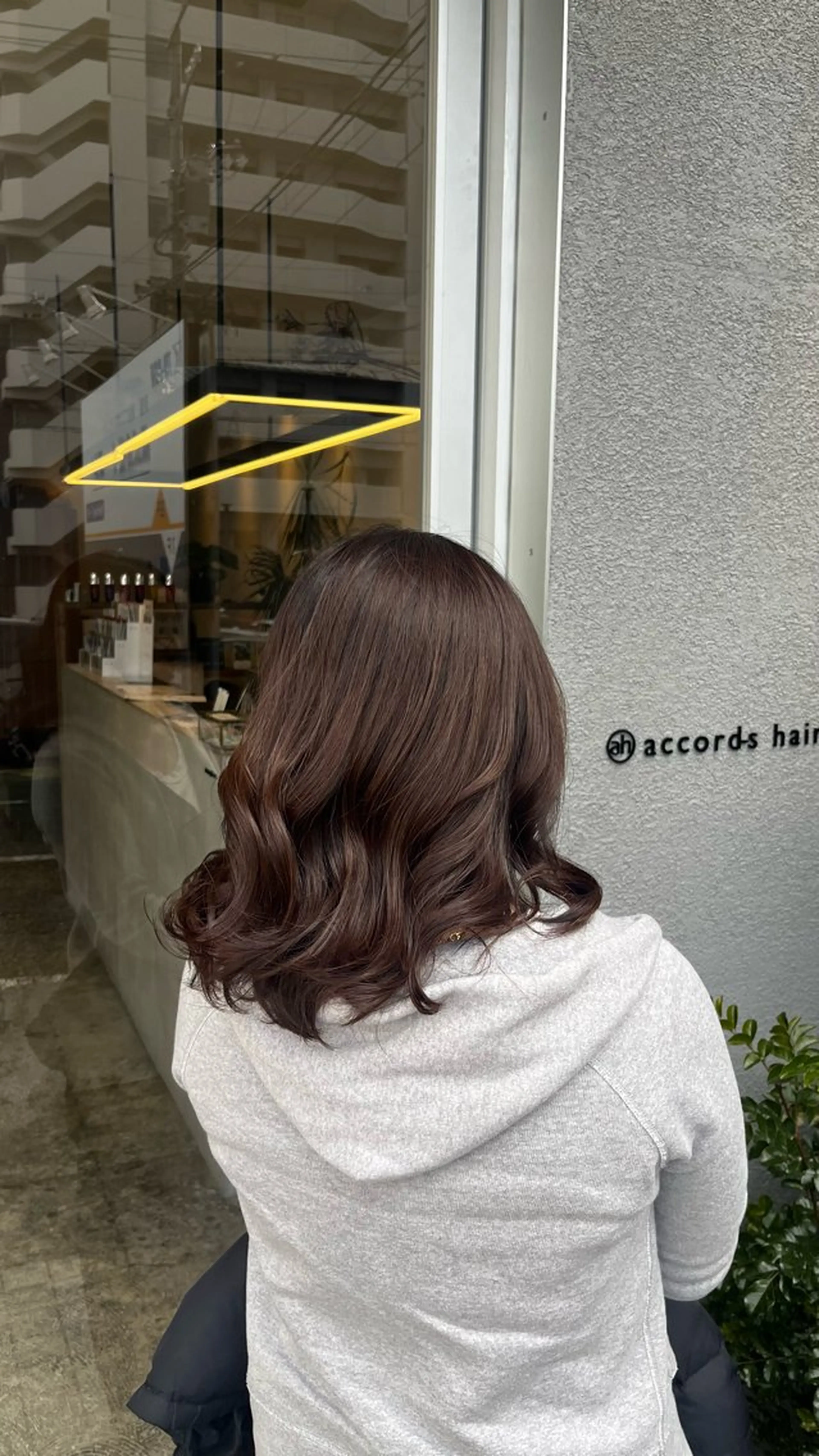 ミディアム カラー 坂下 かのんのヘアスタイル