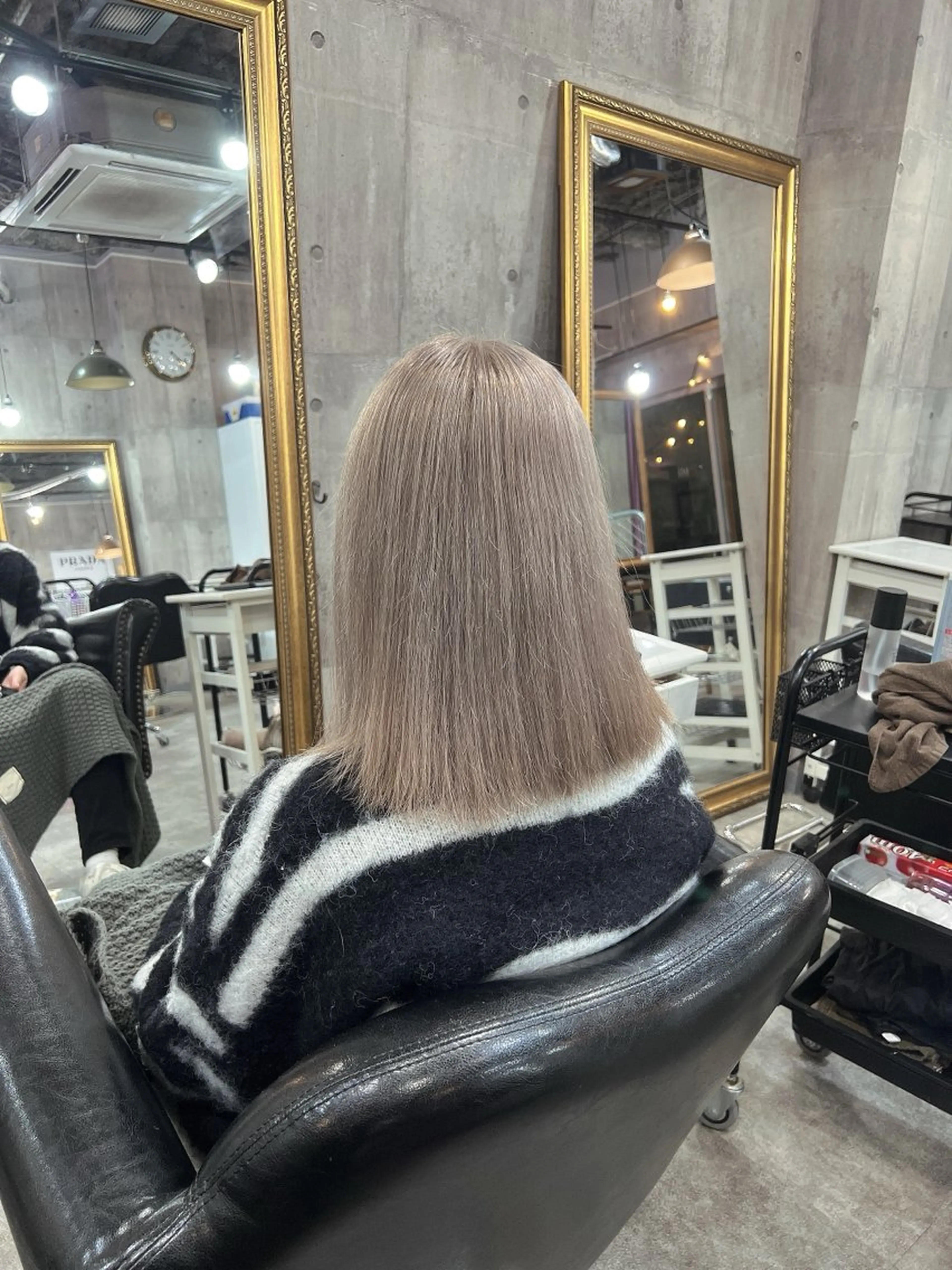 ミディアム ヘアカラー ☀️ハイトーンボブ ☀️石川 海斗のヘアスタイル