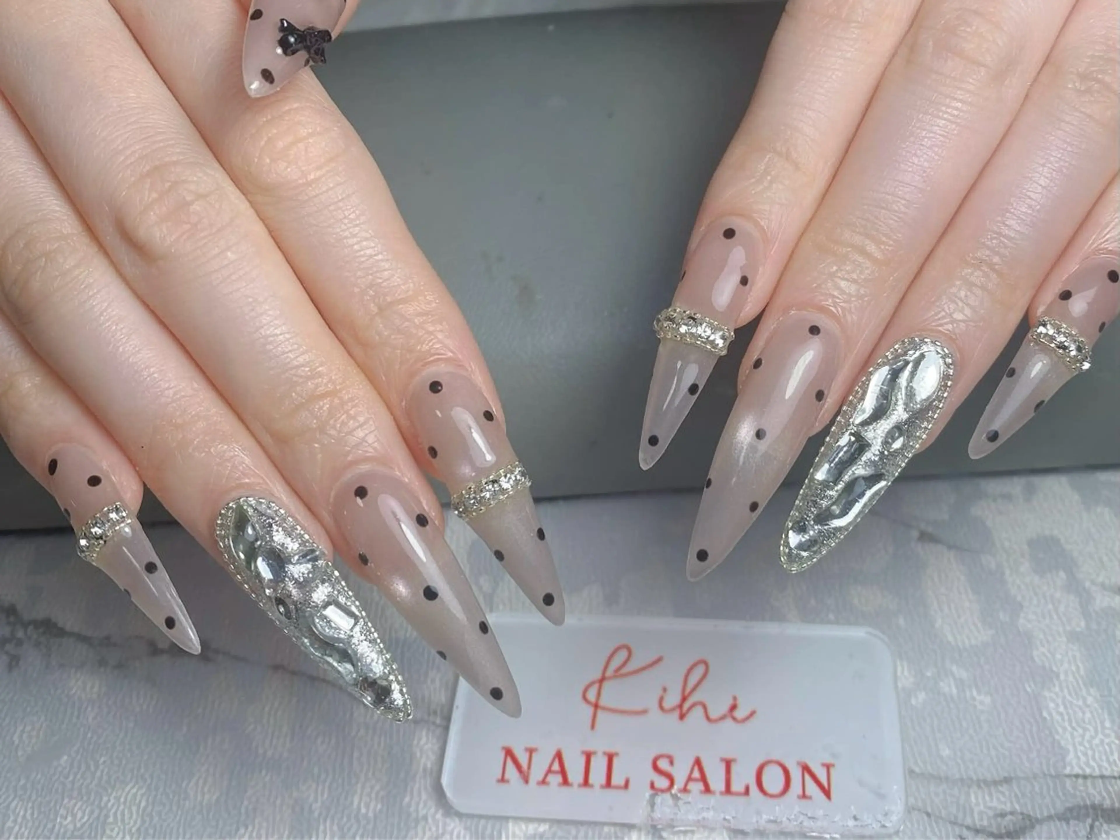 ネイル アートネイル フレンチネイル ジェルネイル グラデーション 韓国ネイル ハンドネイル ハンドケア さくら💮💮 【オフ無料】のネイルデザイン