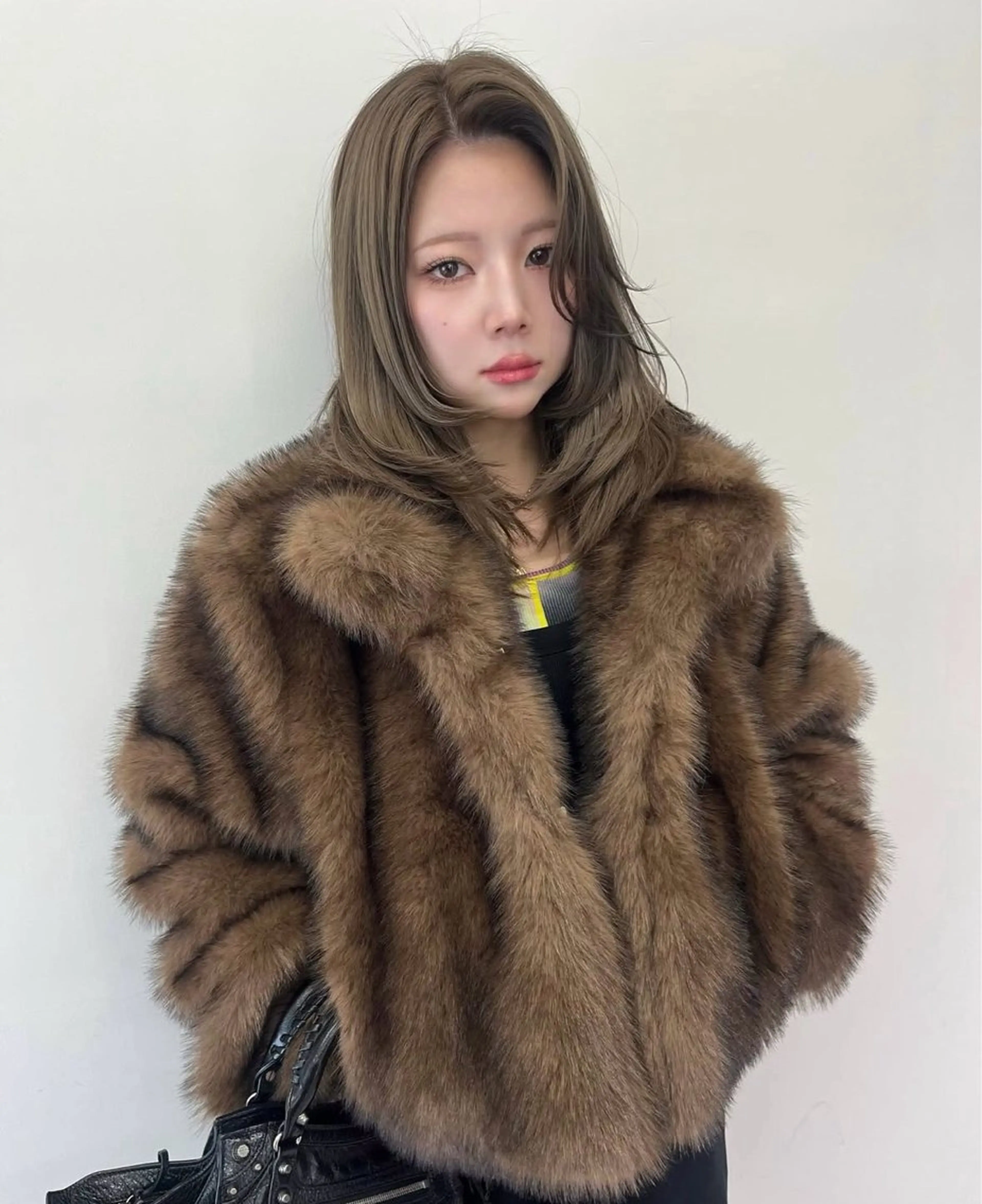 セミロング カラー ヘアカラー fuuka/ブリーチ /レイヤーカットのヘアスタイル