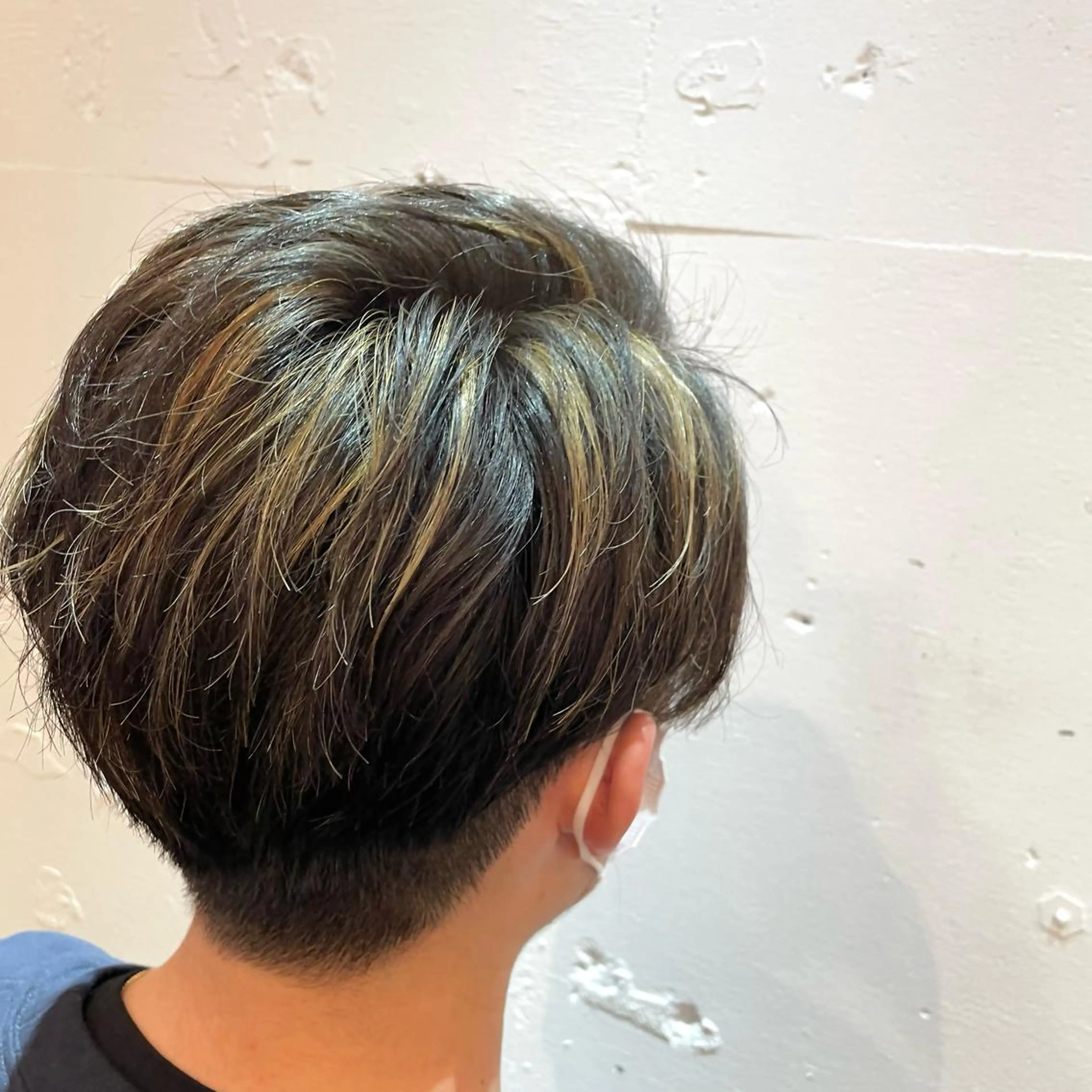 メンズ メンズハイライト ふるはし みなのヘアスタイル