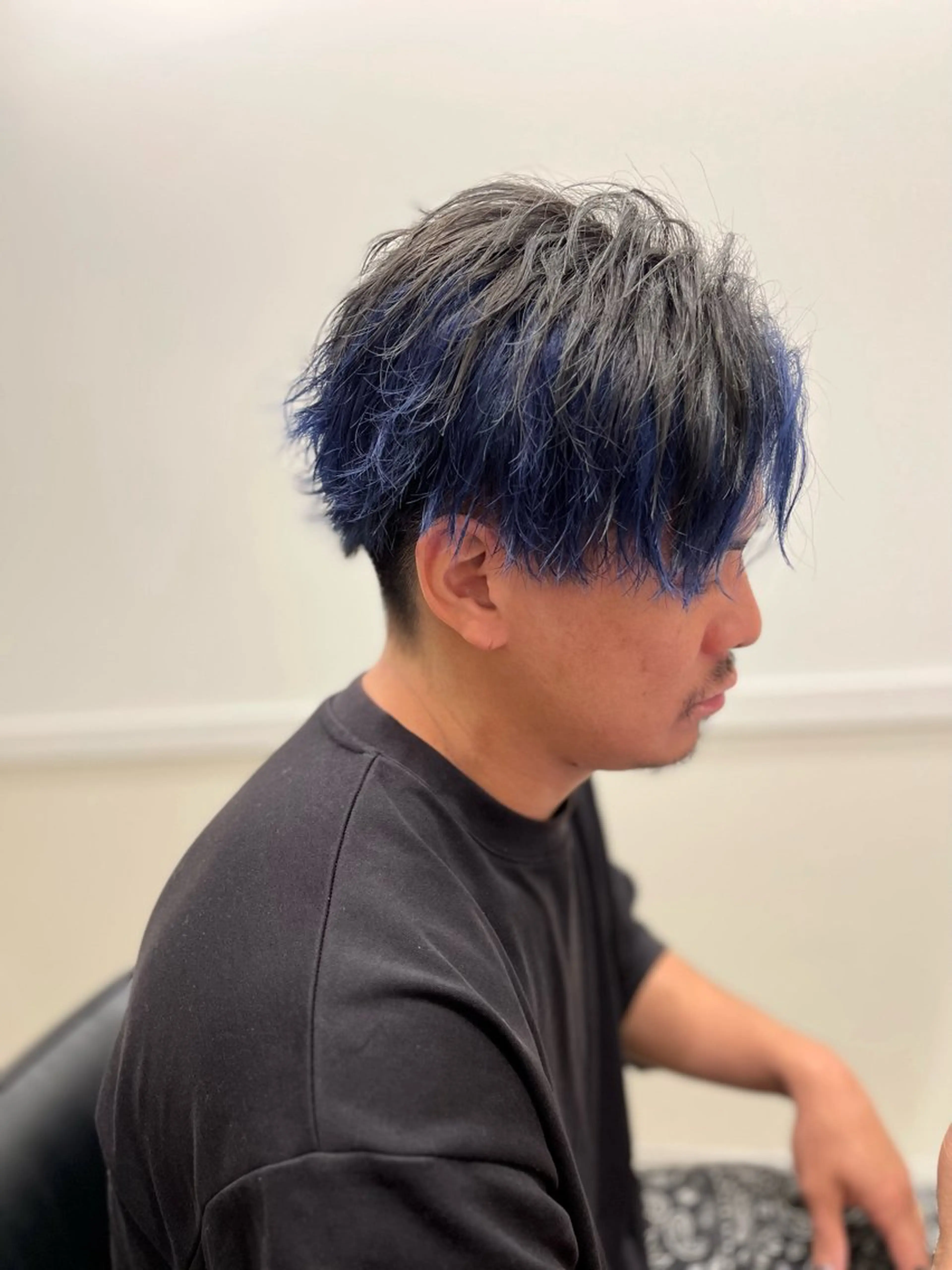 カラー メンズ メンズブリーチ ブリーチ 透明感カラー ダブルカラー 髪質改善 【ただの天才 🎨】のヘアスタイル