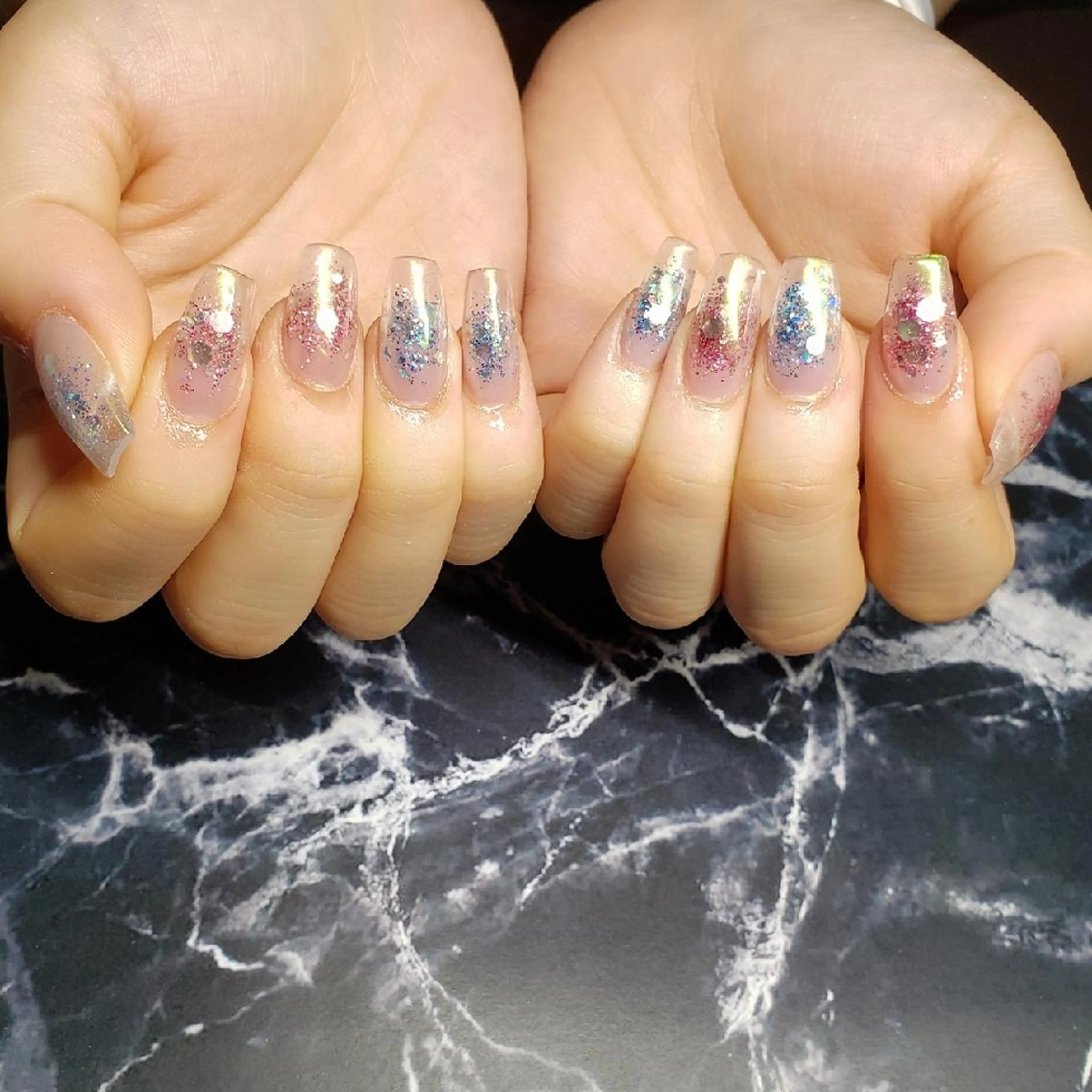 ミディアム ネイル ハンドネイル クロキ 。のネイルデザイン