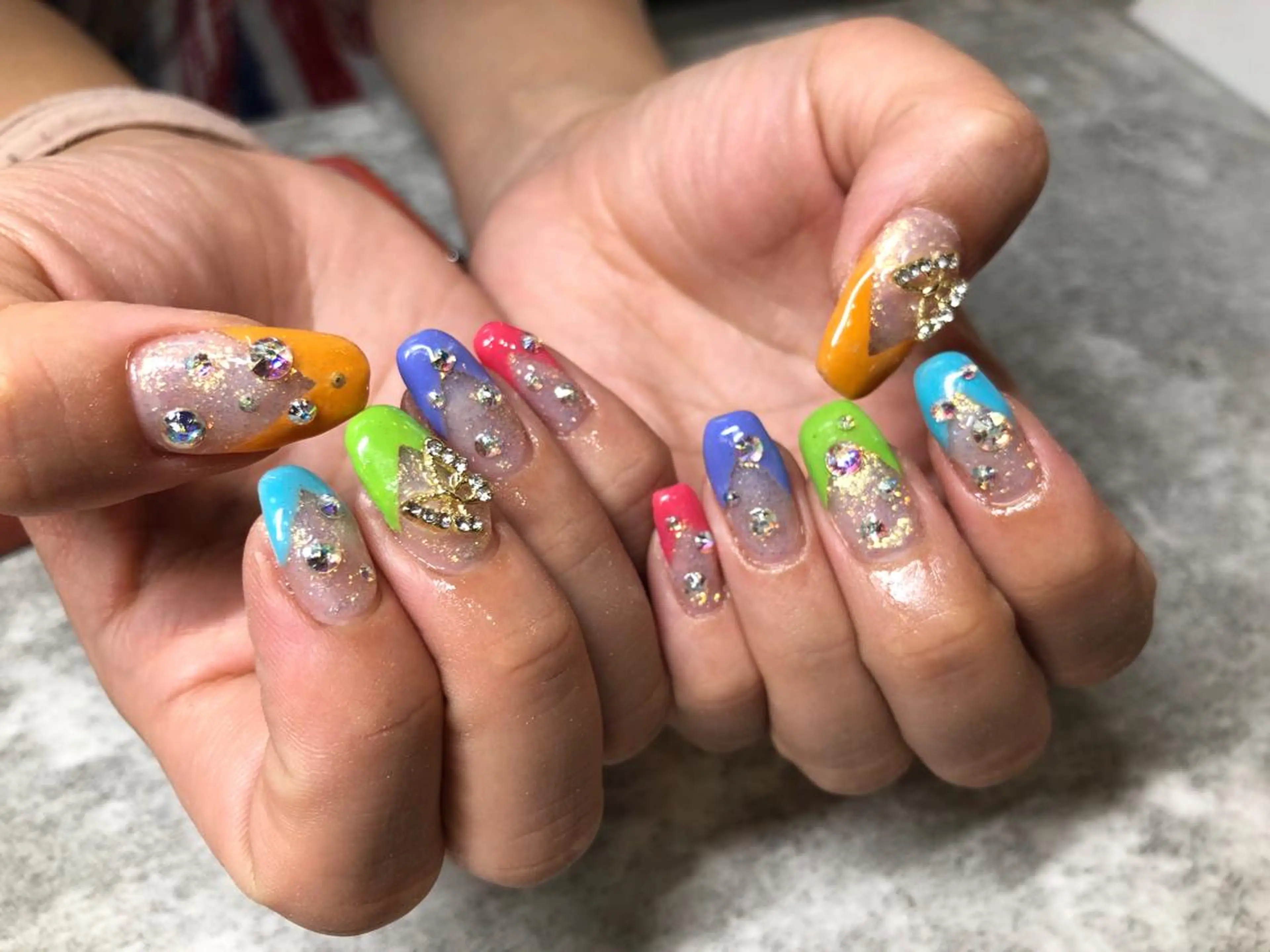 ネイル LUANA 里菜のネイルデザイン