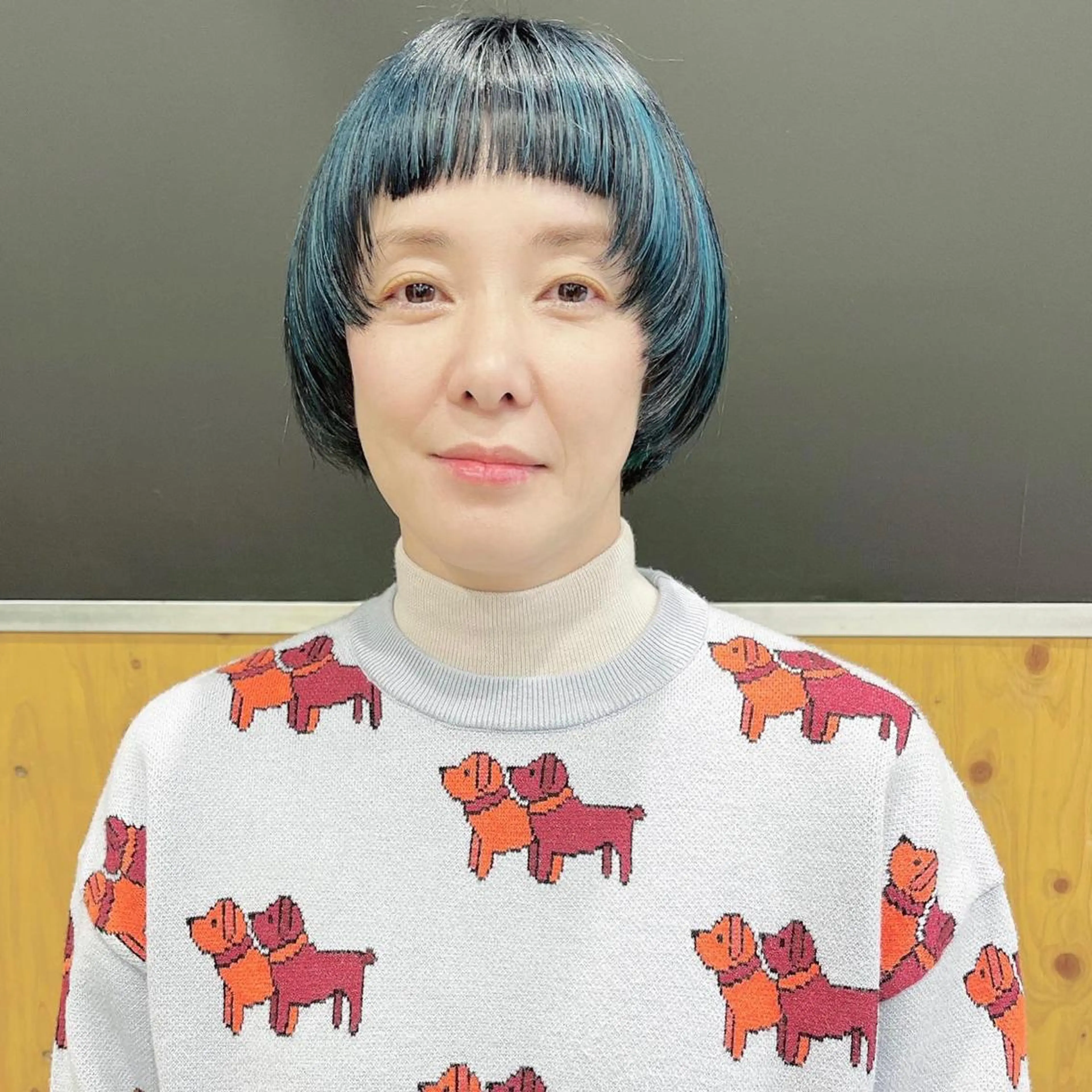 ショート カラー アラキチヒロ THE REMMYのヘアスタイル