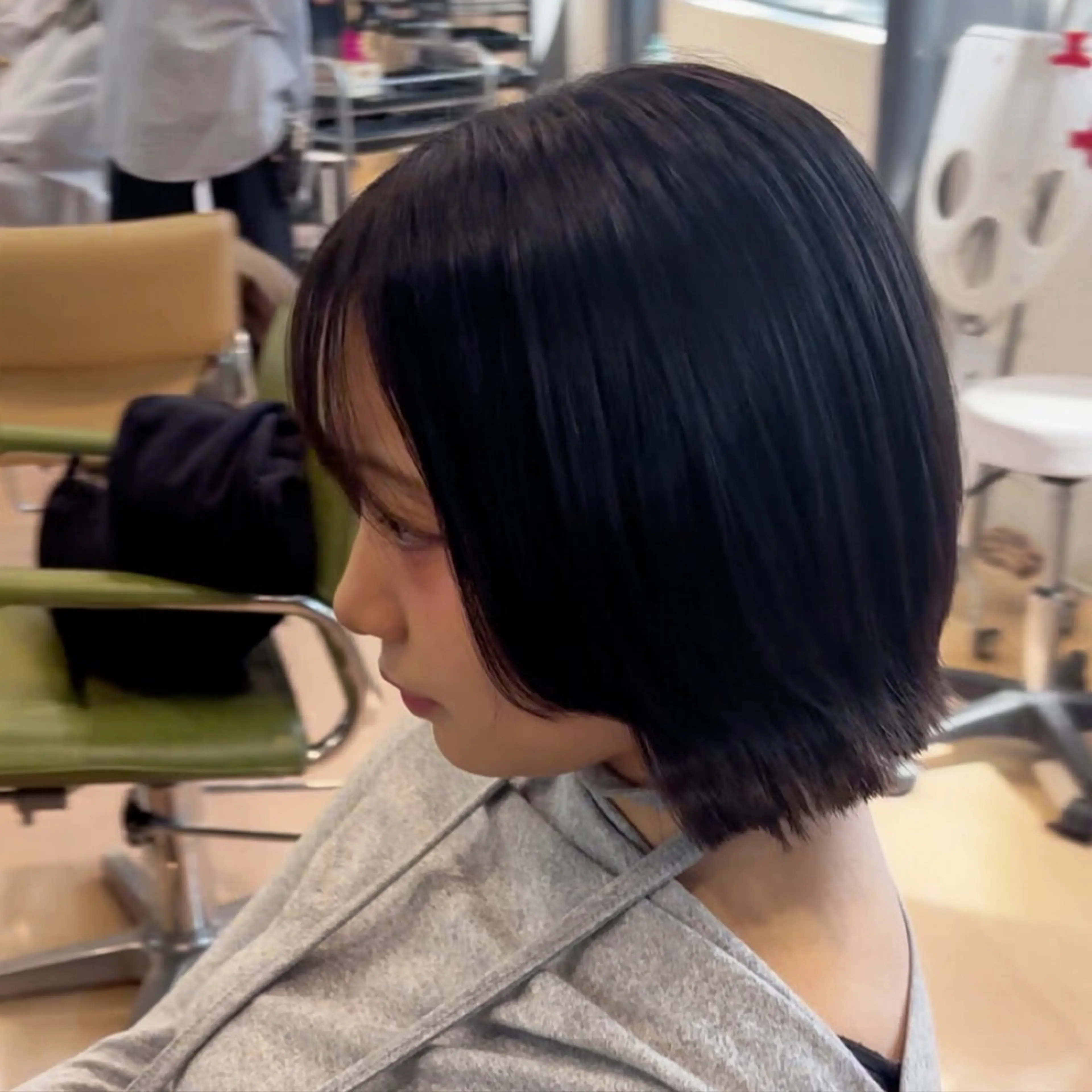 ショート ボブレイヤー ボブ レイヤーカット aura所属・CONAN｜盛岡ボブ 特化/タッセルボブのヘアスタイル