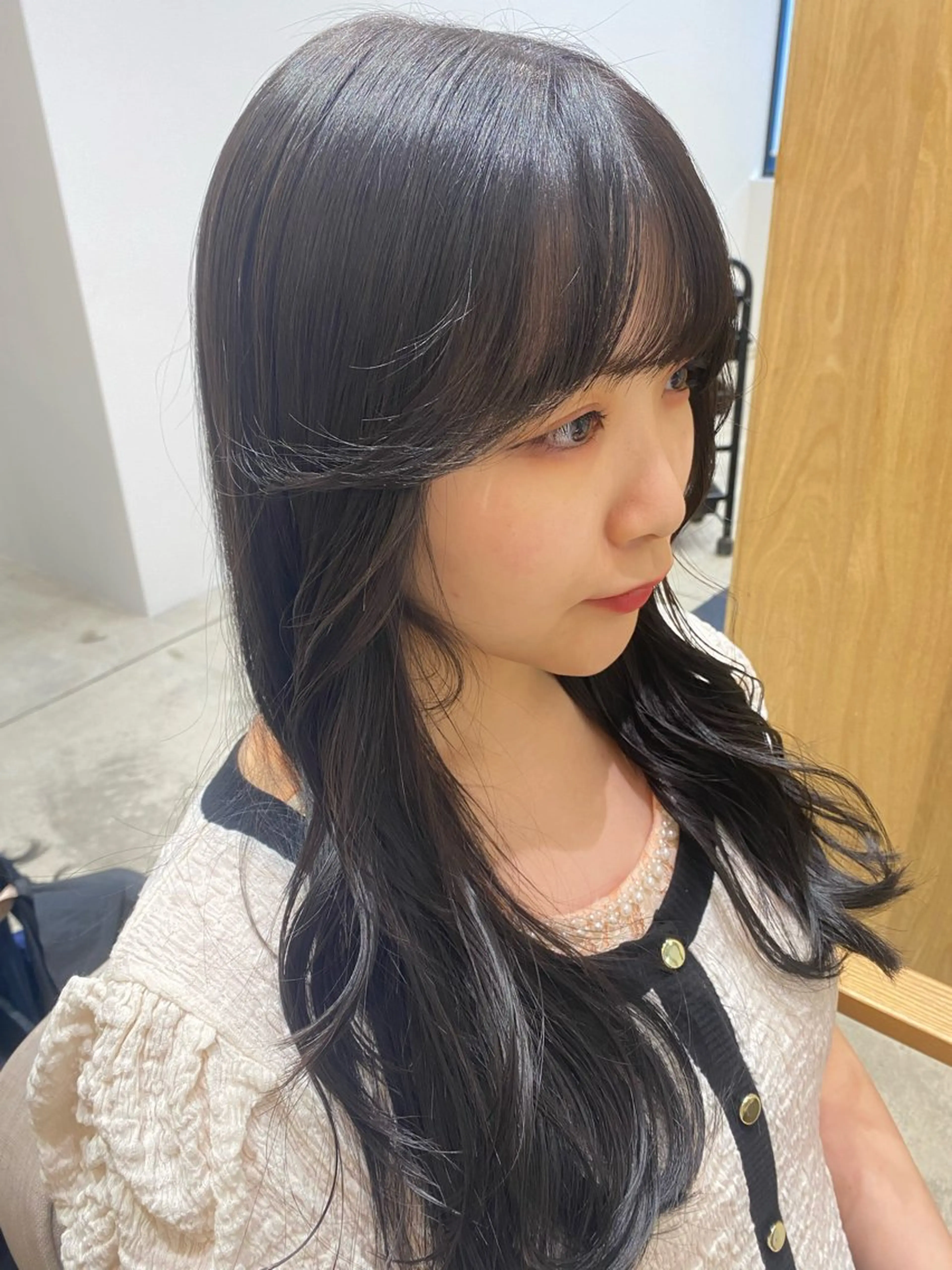 ロング カラー 黒髪 ブルーカラー ブルーブラック レイヤーカット カット ヘアカラー 🎀透明感ナチュラル ガーリー🎀yuhiのヘアスタイル