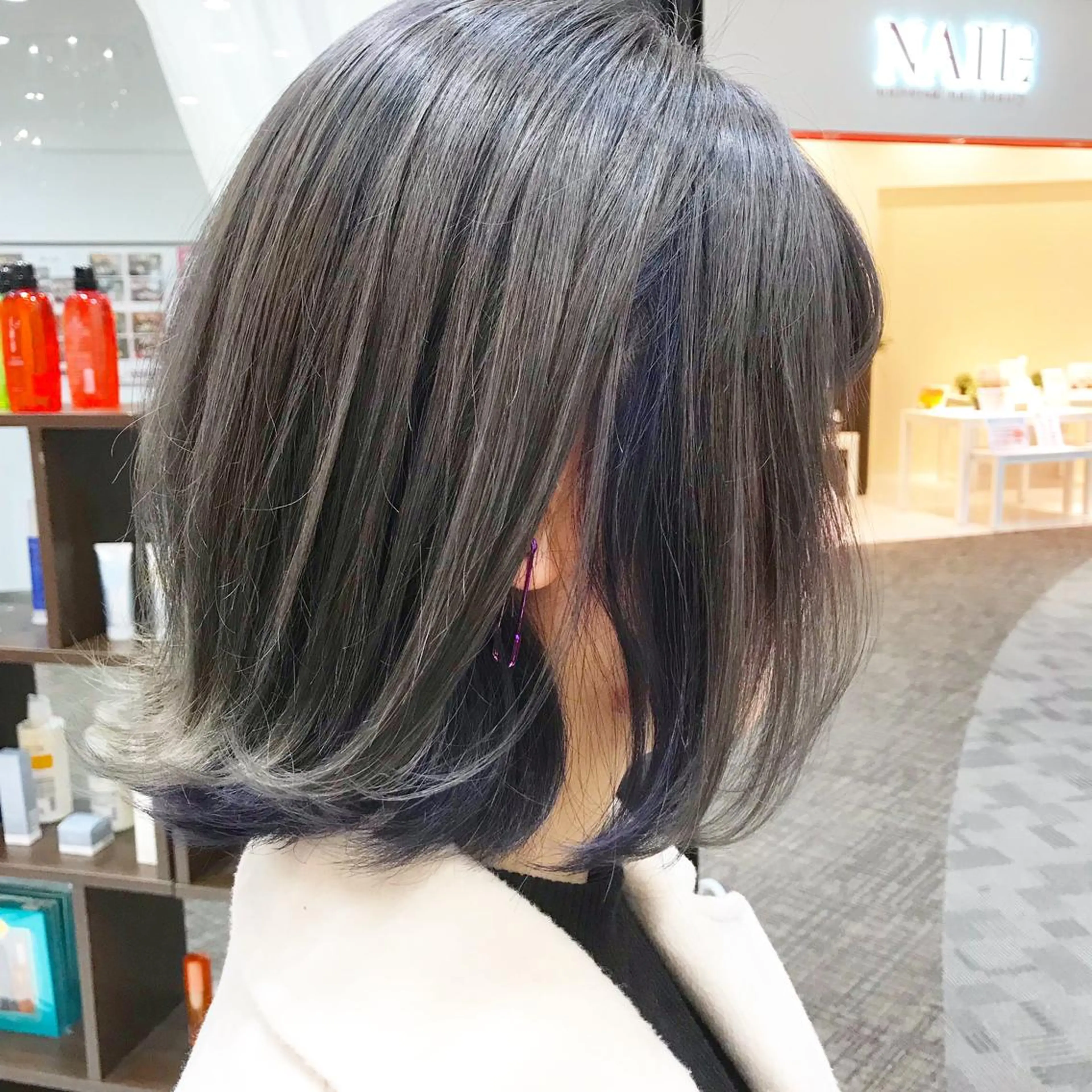 デザインカラー(ケアブリーチ)＋トリートメント［イヤリングカラー、裾カラー、インナーカラー対応］の写真