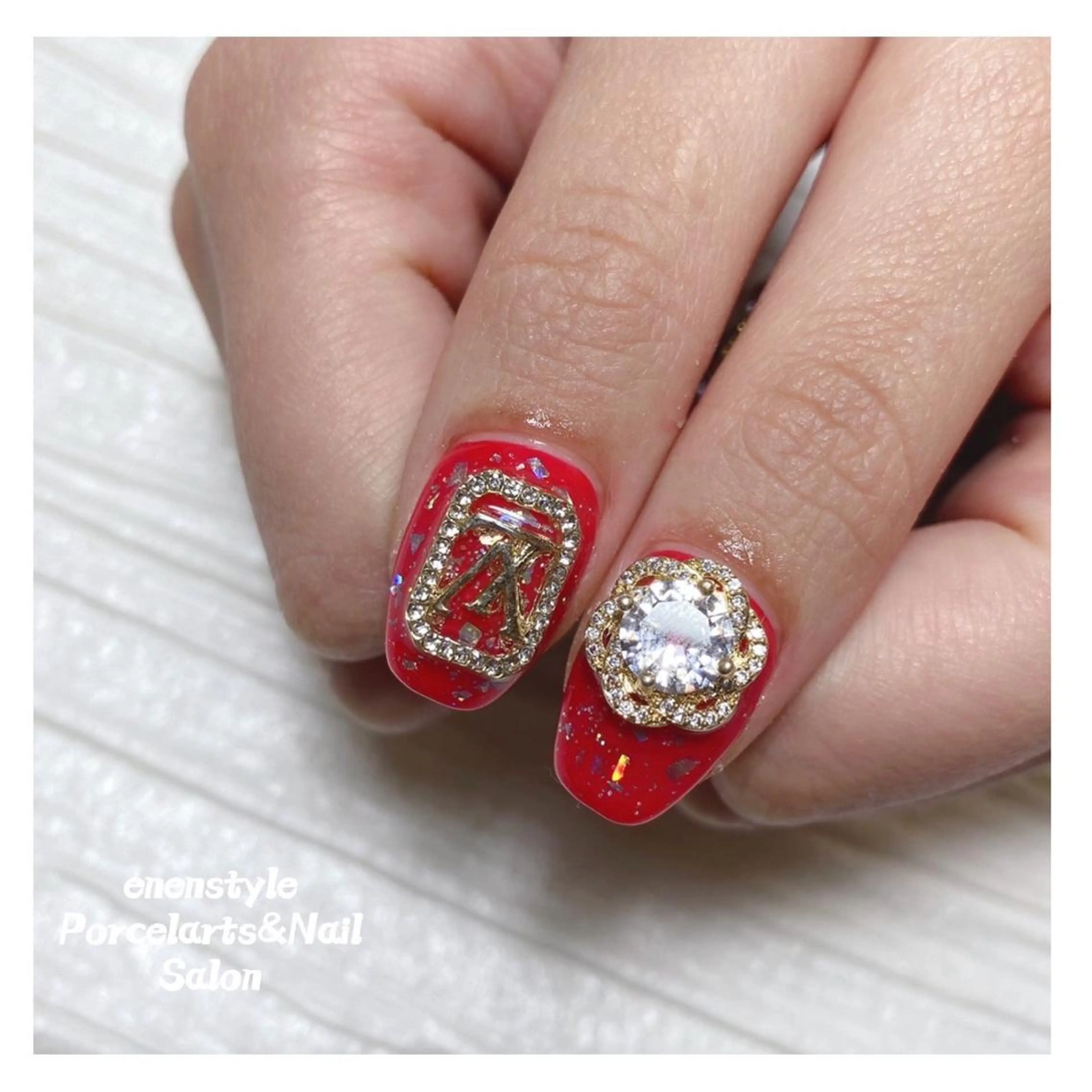 ミディアム ネイル 👑enen style👑のネイルデザイン