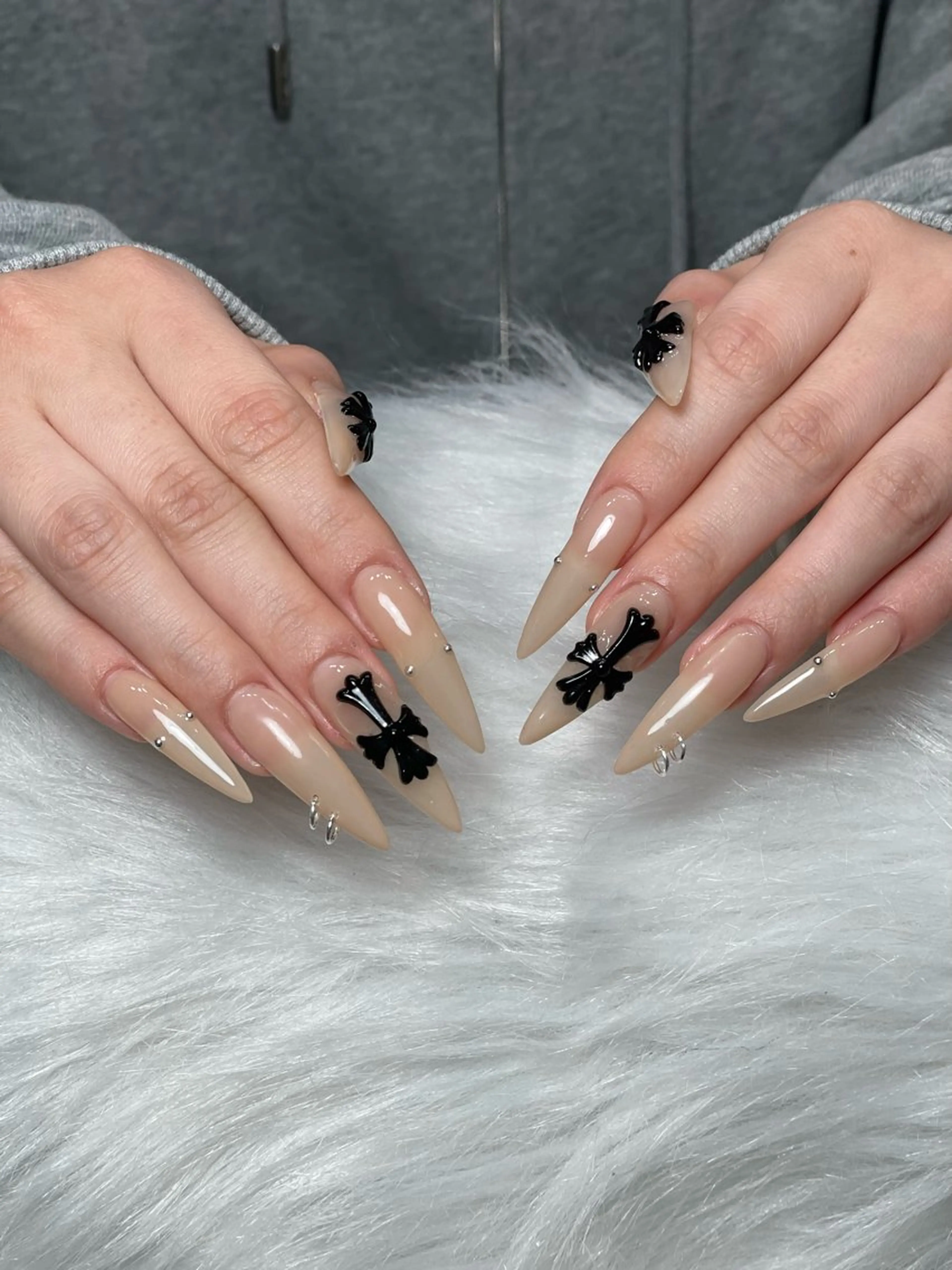 ネイル アートネイル 長さ出し ジェルネイル マグネットネイル ニュアンスネイル Kanao_ CloudyChanのネイルデザイン