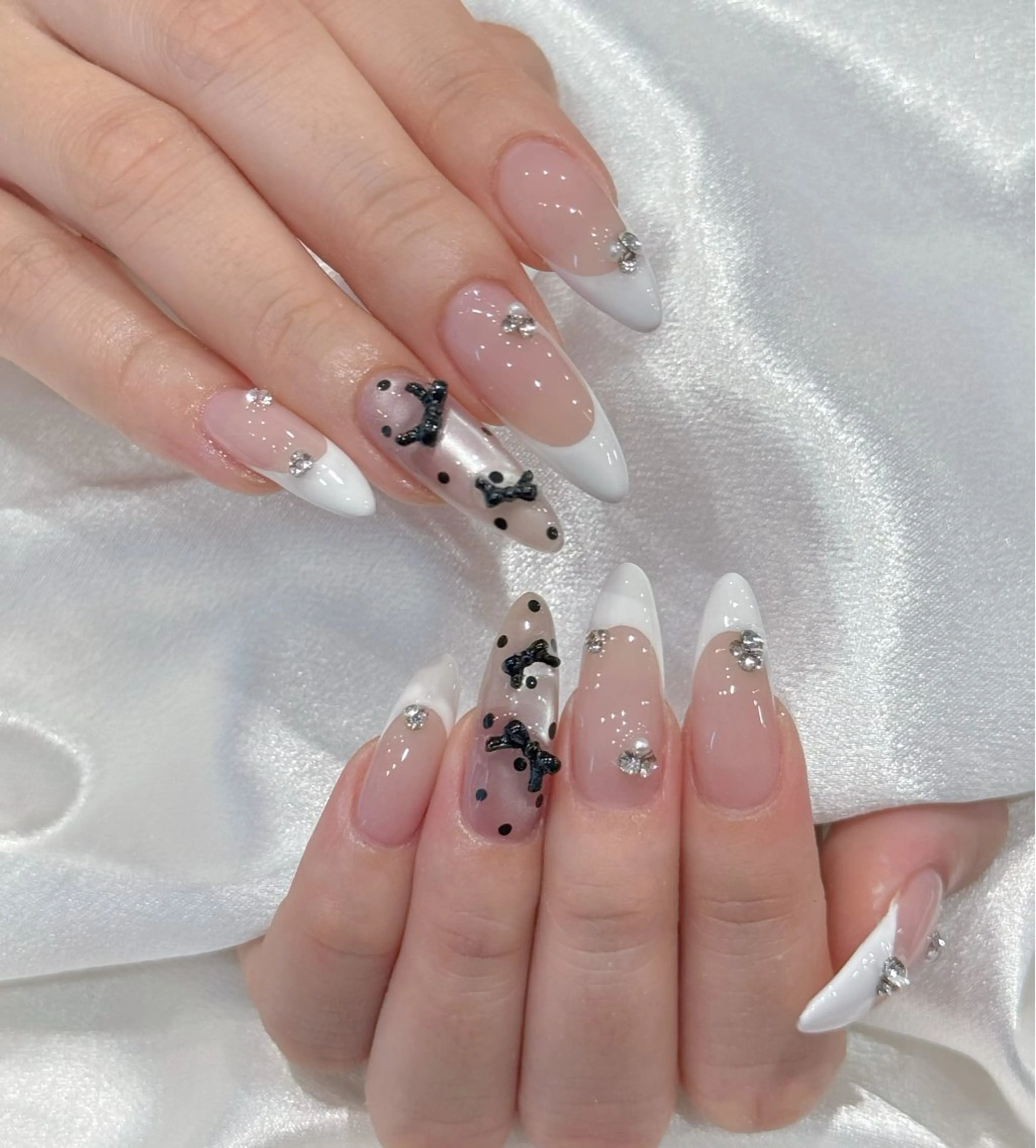 ネイル フラワーネイル ハート レース ロングネイル 春ネイル ハンドネイル MILO 168 池袋のネイルデザイン