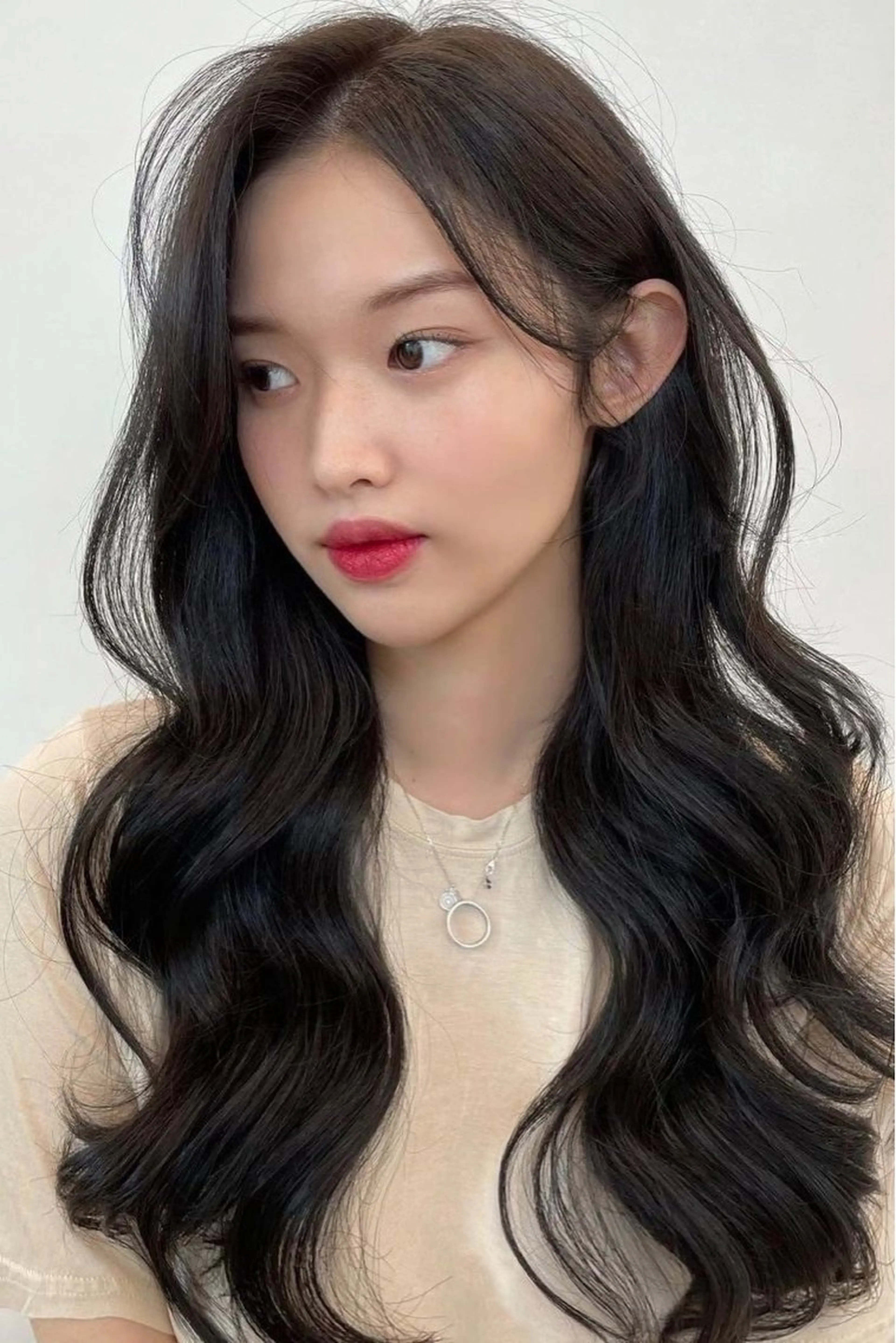 ロング レイヤーカット×髪質 改善🇰🇷シオリのヘアスタイル