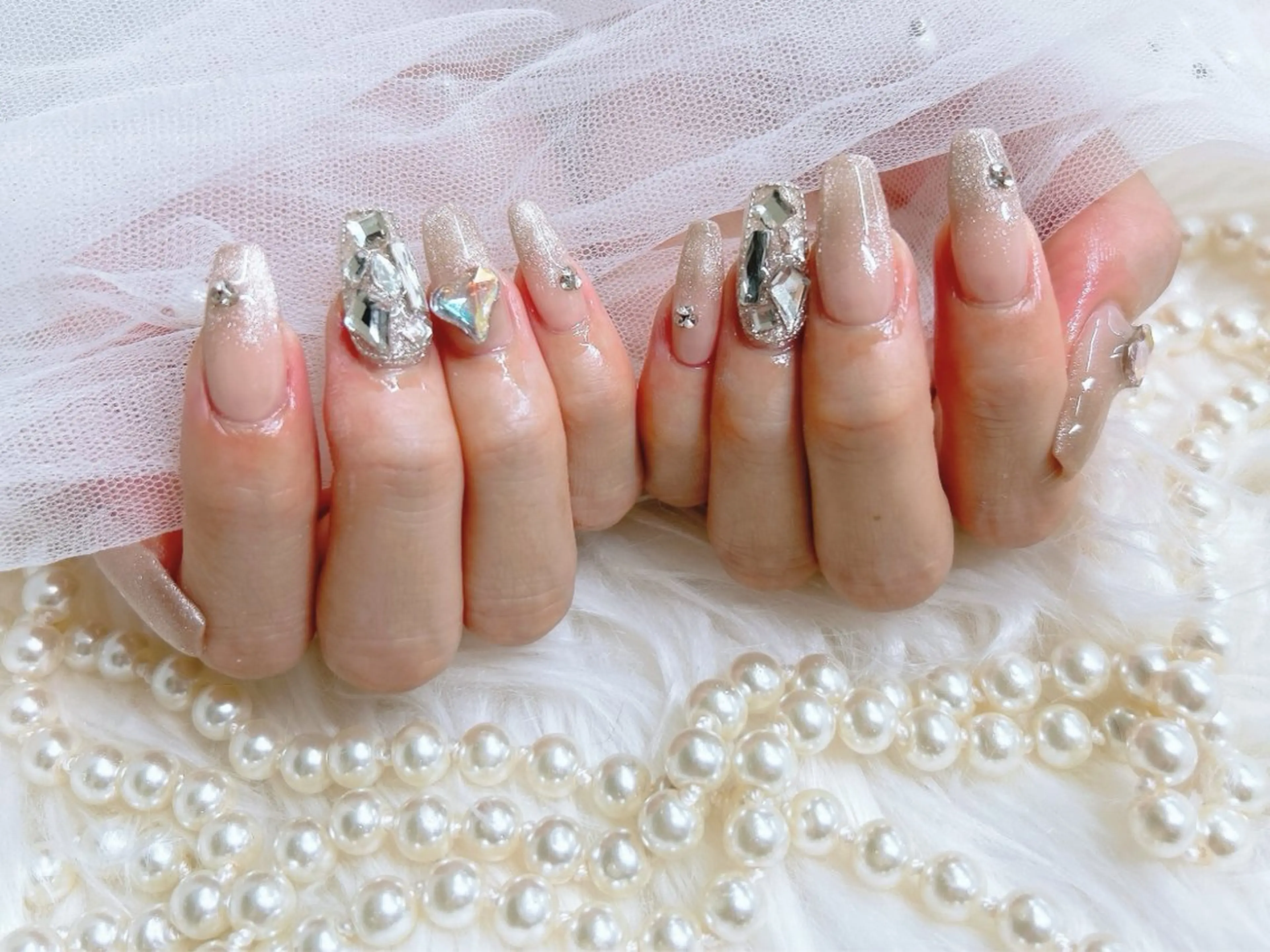 ロング ハンドネイル Nailsalon Angeのネイルデザイン