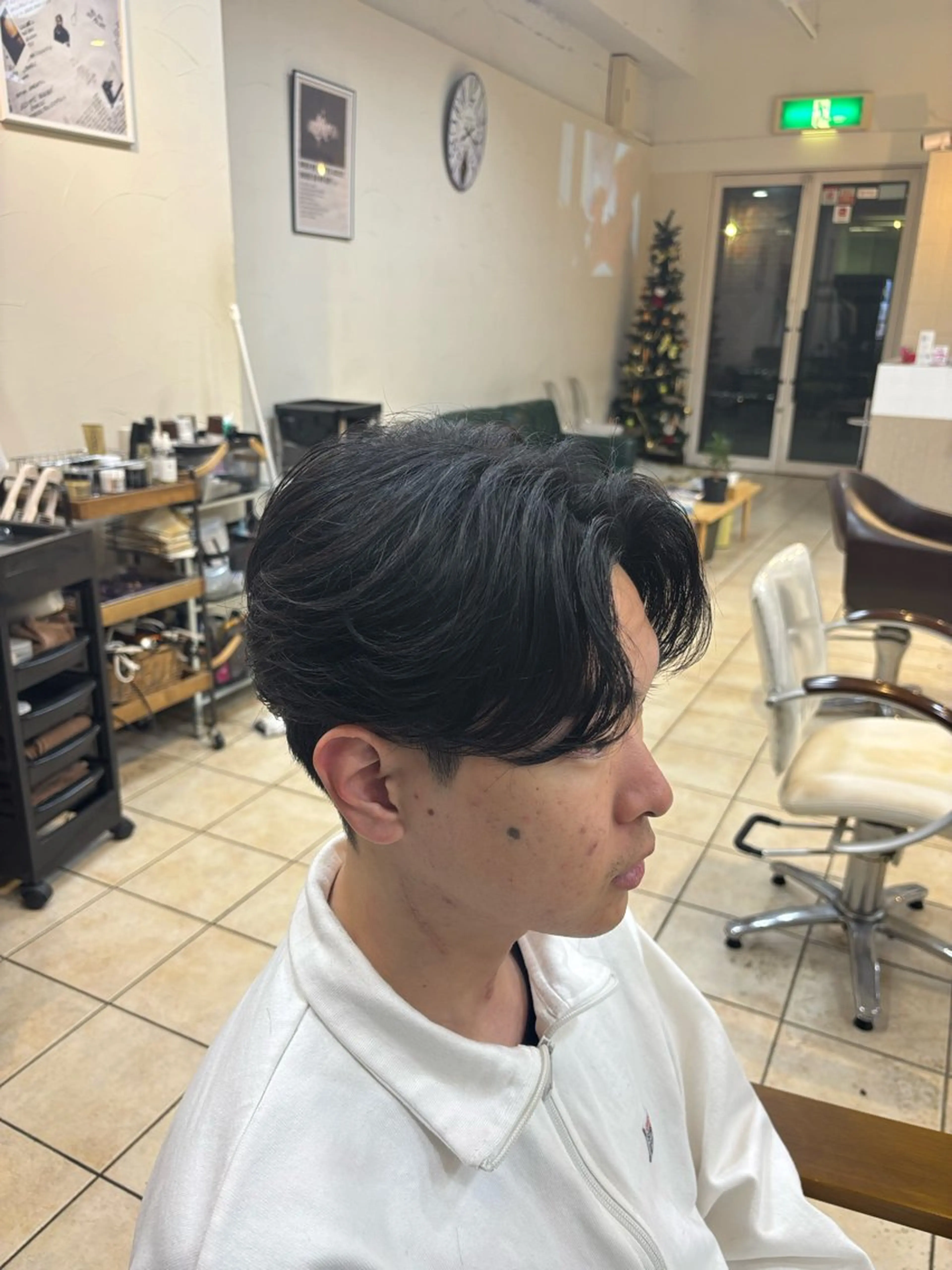 ショート メンズ センターパート カット パーマ スパイキーショート/ メンズパーマ/関内涼のヘアスタイル