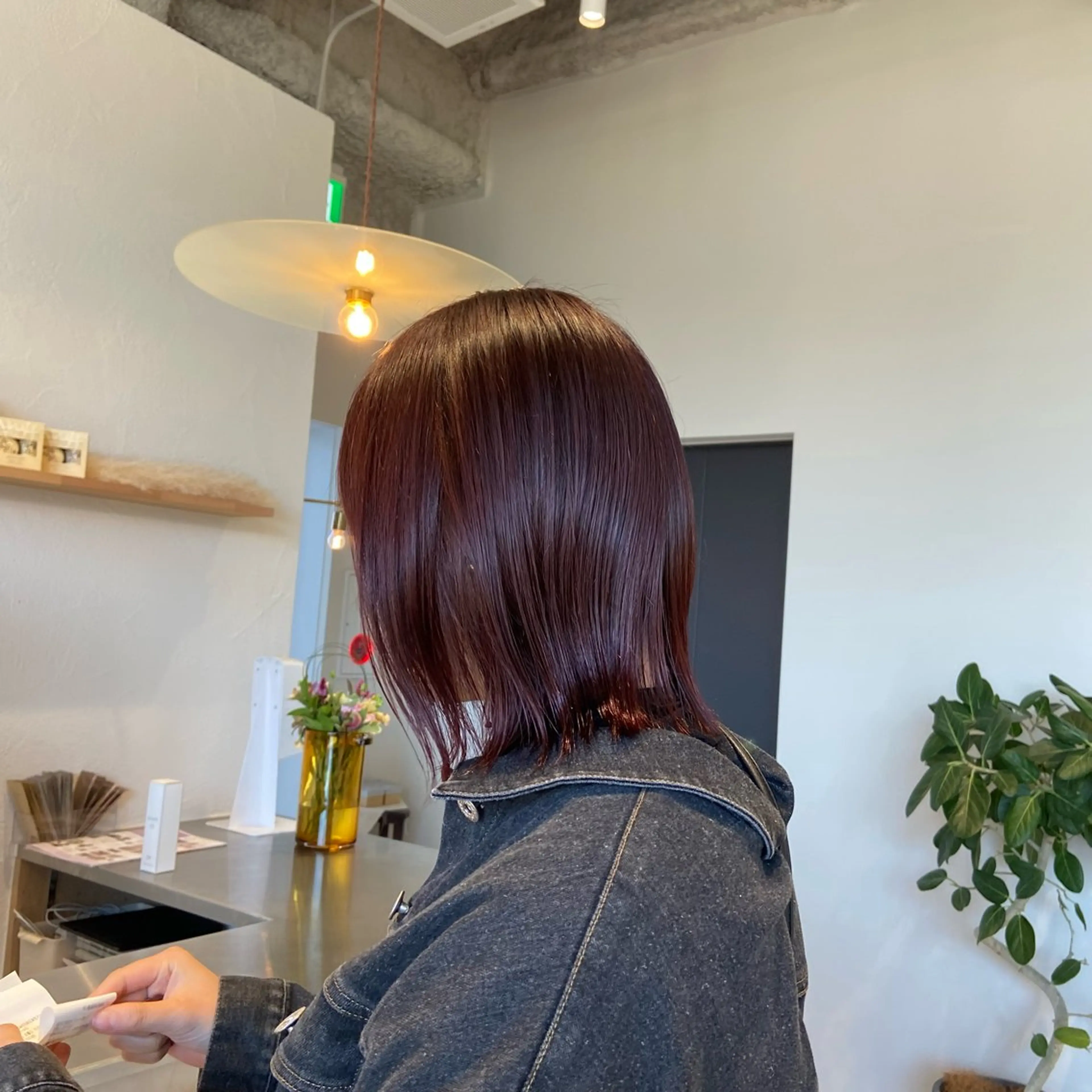 ミディアム カラー 石川 瑠琉のヘアスタイル