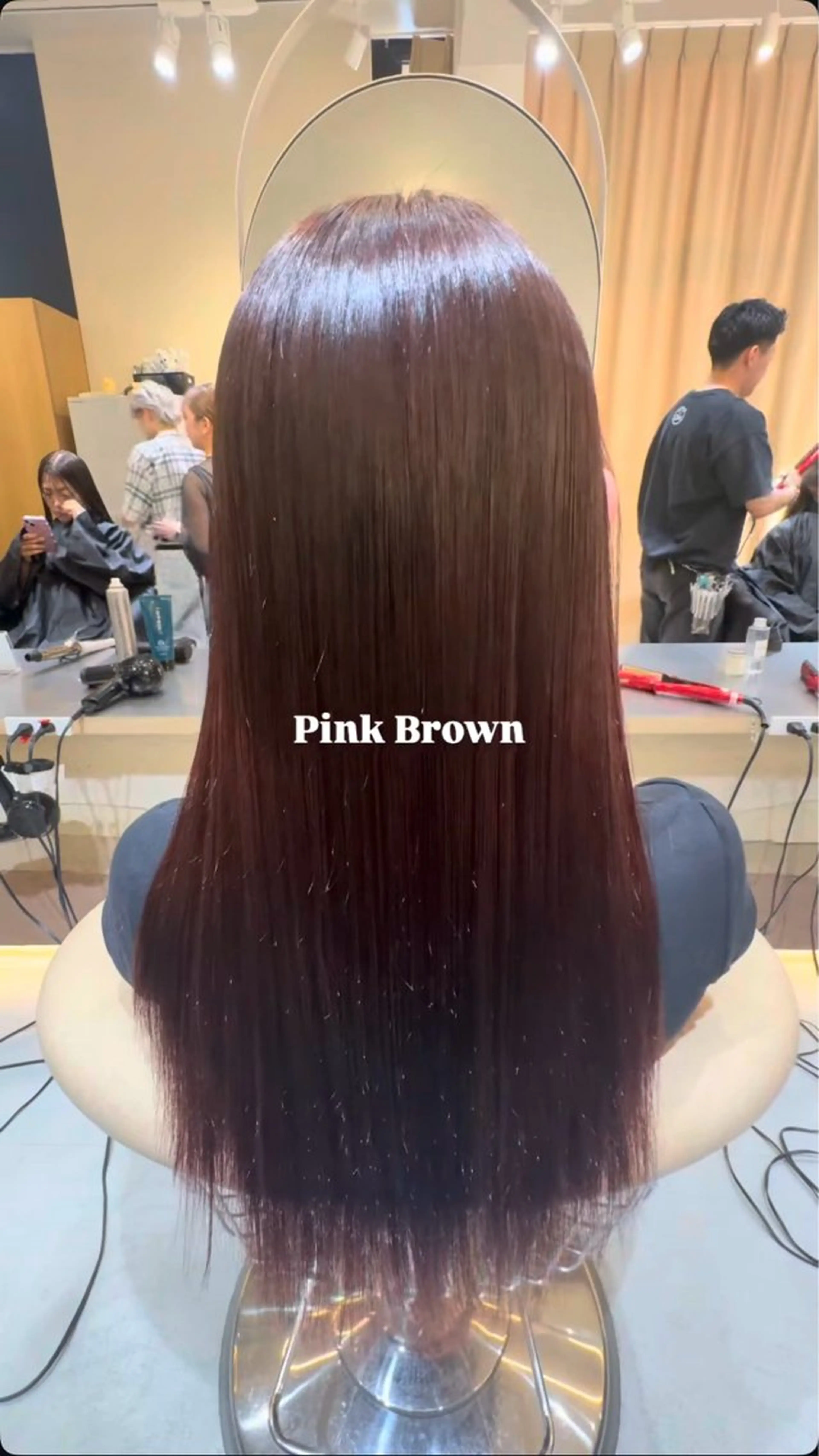 ロング ピンクブラウン 坂本 龍亮のヘアスタイル