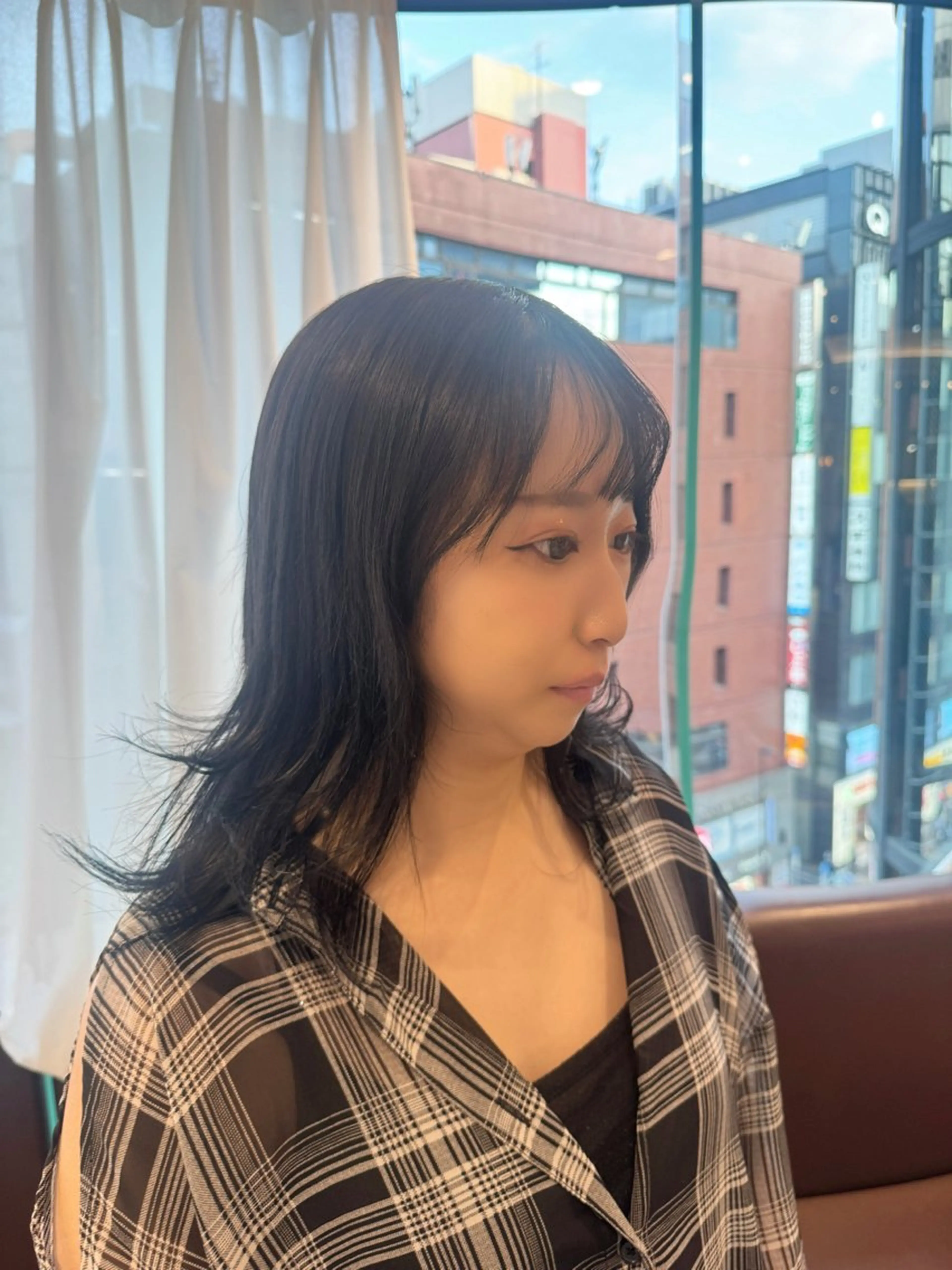 ミディアム カラー ヘアカラー トリートメント 透明感カラー💜 モテ髪 空陽💙のヘアスタイル