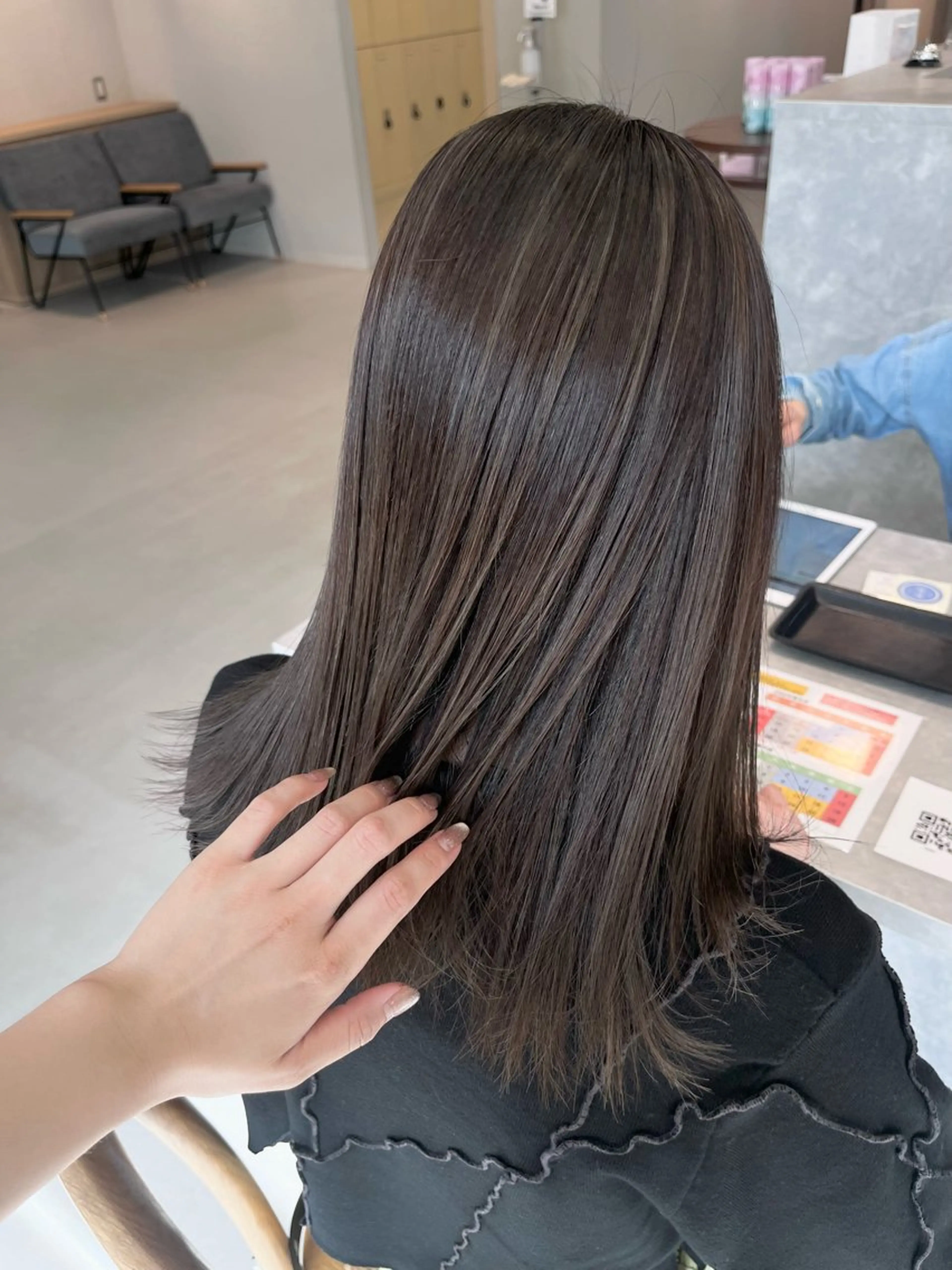 ロング カラー ハイライトカラー ハイライト カット ヘアカラー トリートメント 透明感カラー🫧🌈 似合わせカット✂︎のヘアスタイル
