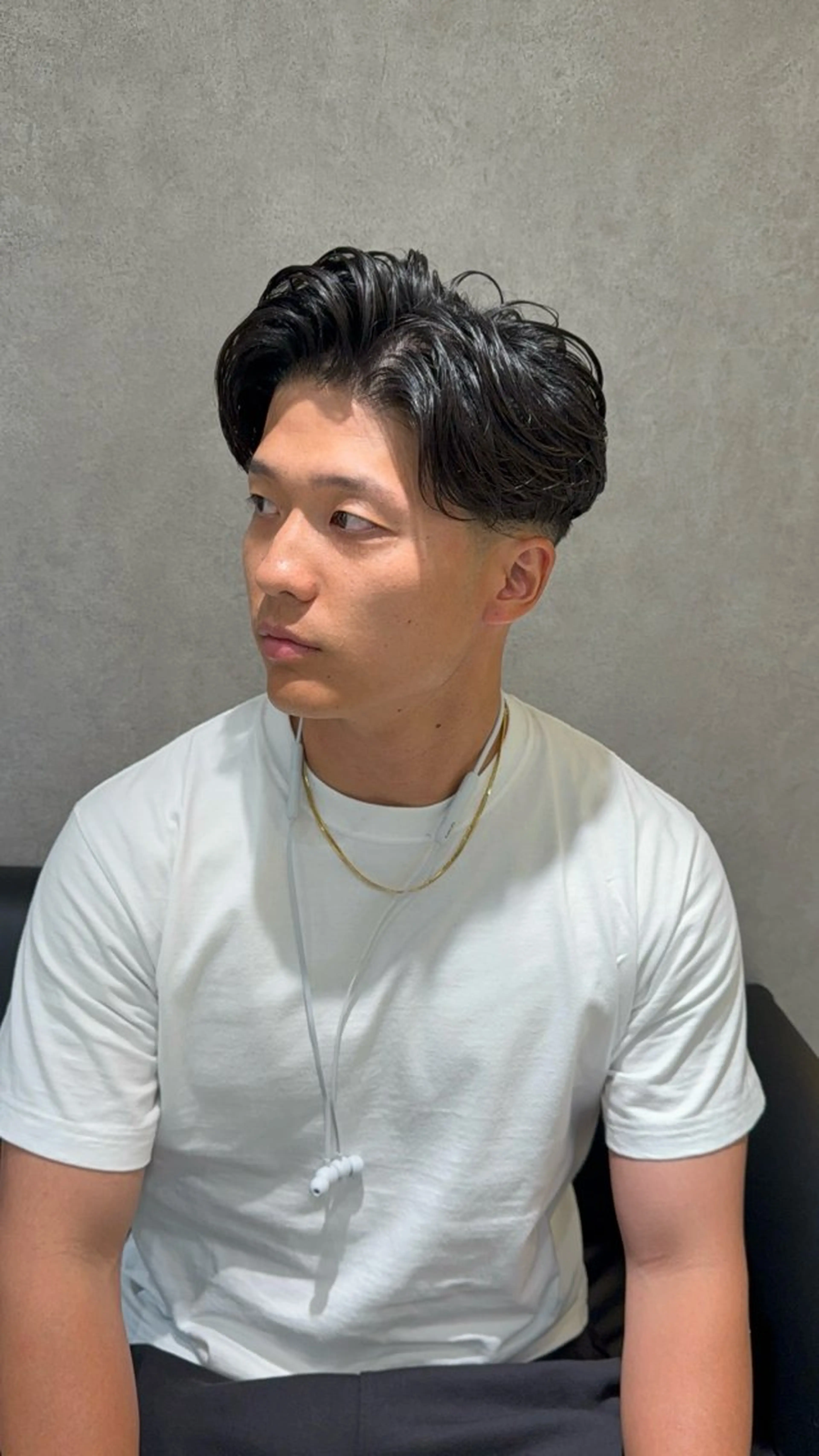 ミディアム パーマ メンズ ミディアムパーマ メンズパーマ カット パーマ トリートメント ヘアセット メンズサロン ANSWERのヘアスタイル