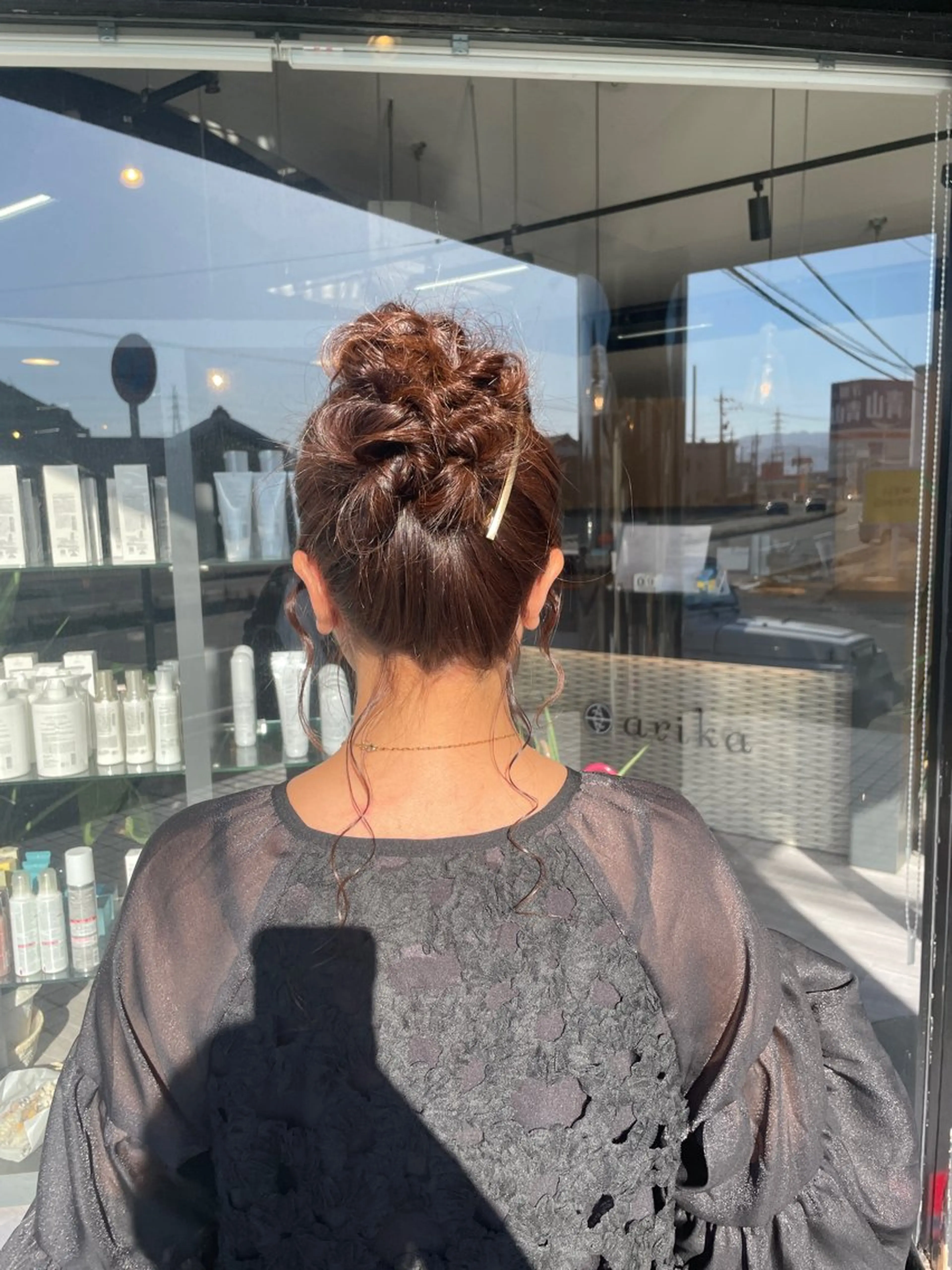 セミロング ヘアアレンジ マキノ キョウカのヘアスタイル