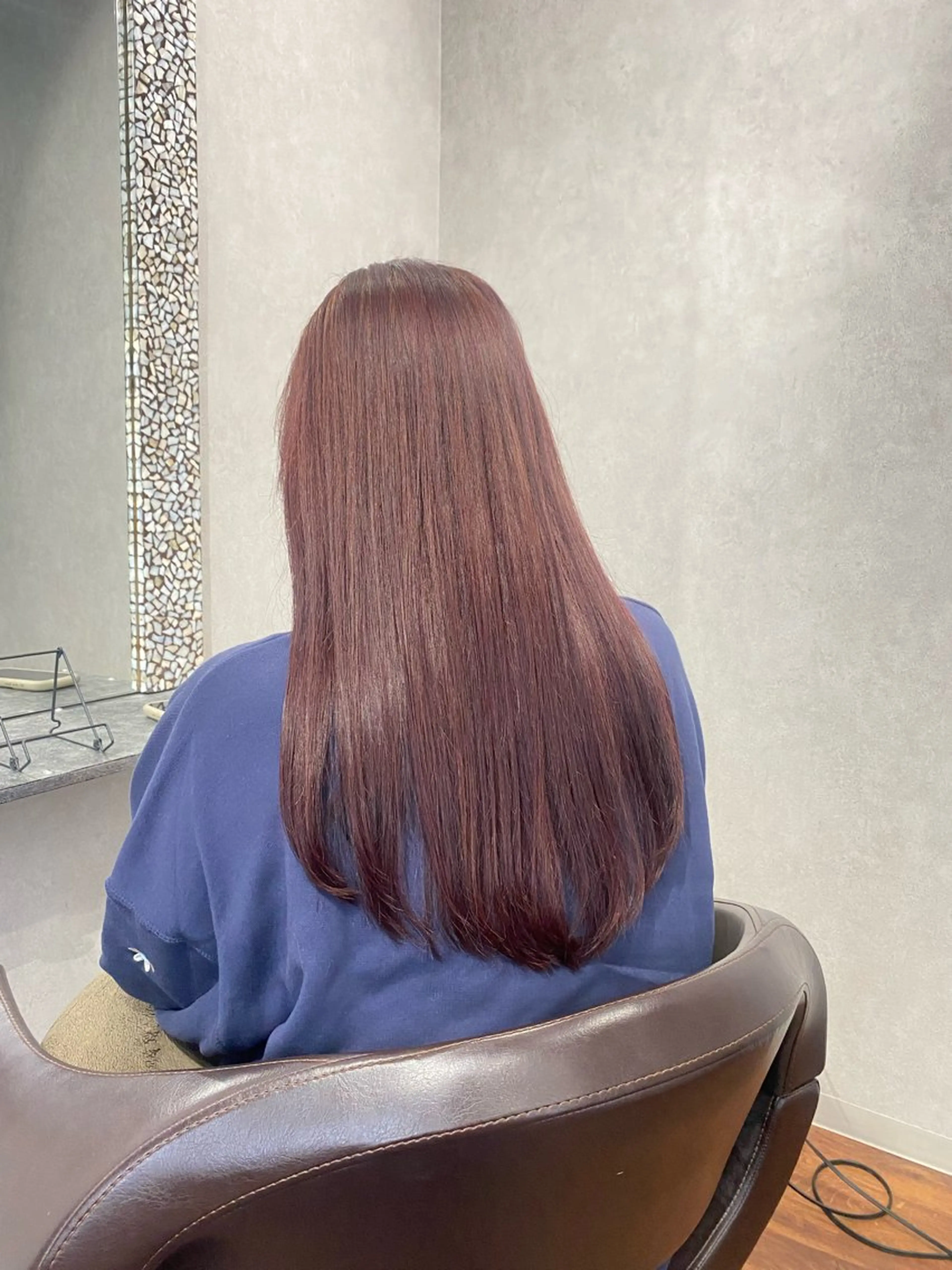 ロング カラー ブリーチ ブリーチなしカラー カット ヘアカラー トリートメント ＳＨＩ ＺＵのヘアスタイル